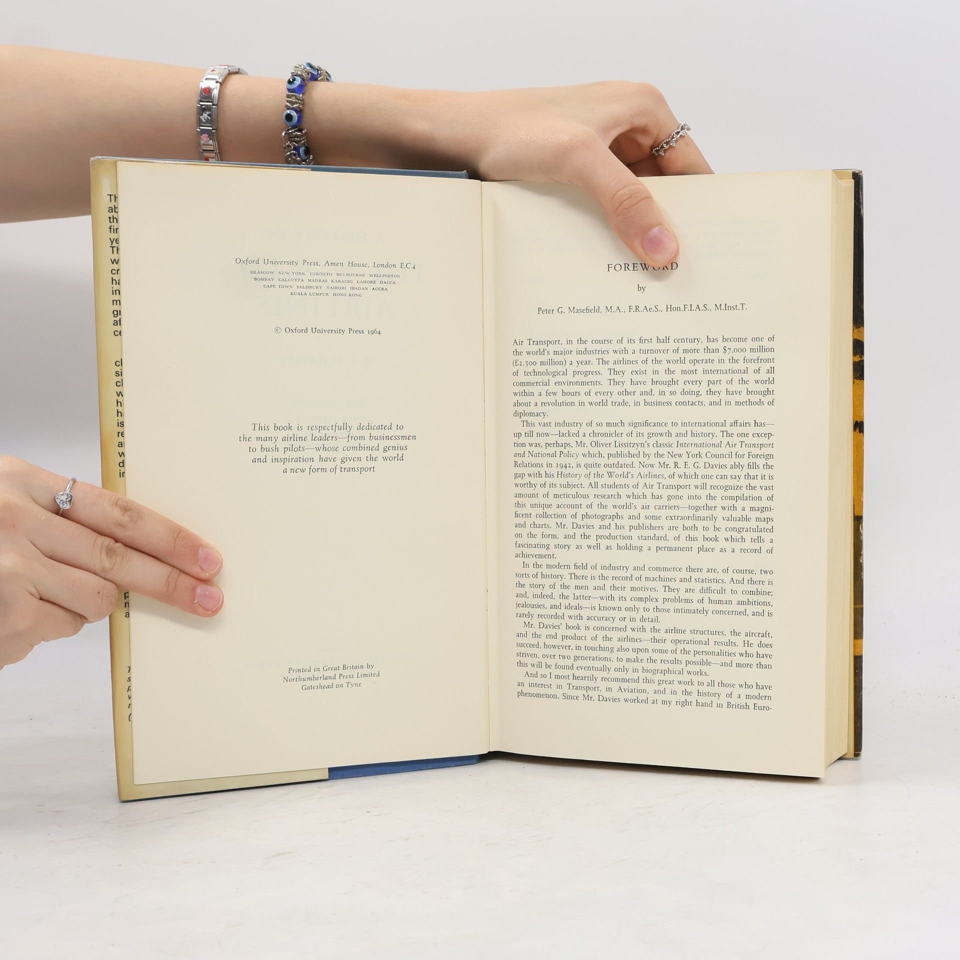 Ronald Edward George Davies A History of the World's Airlines