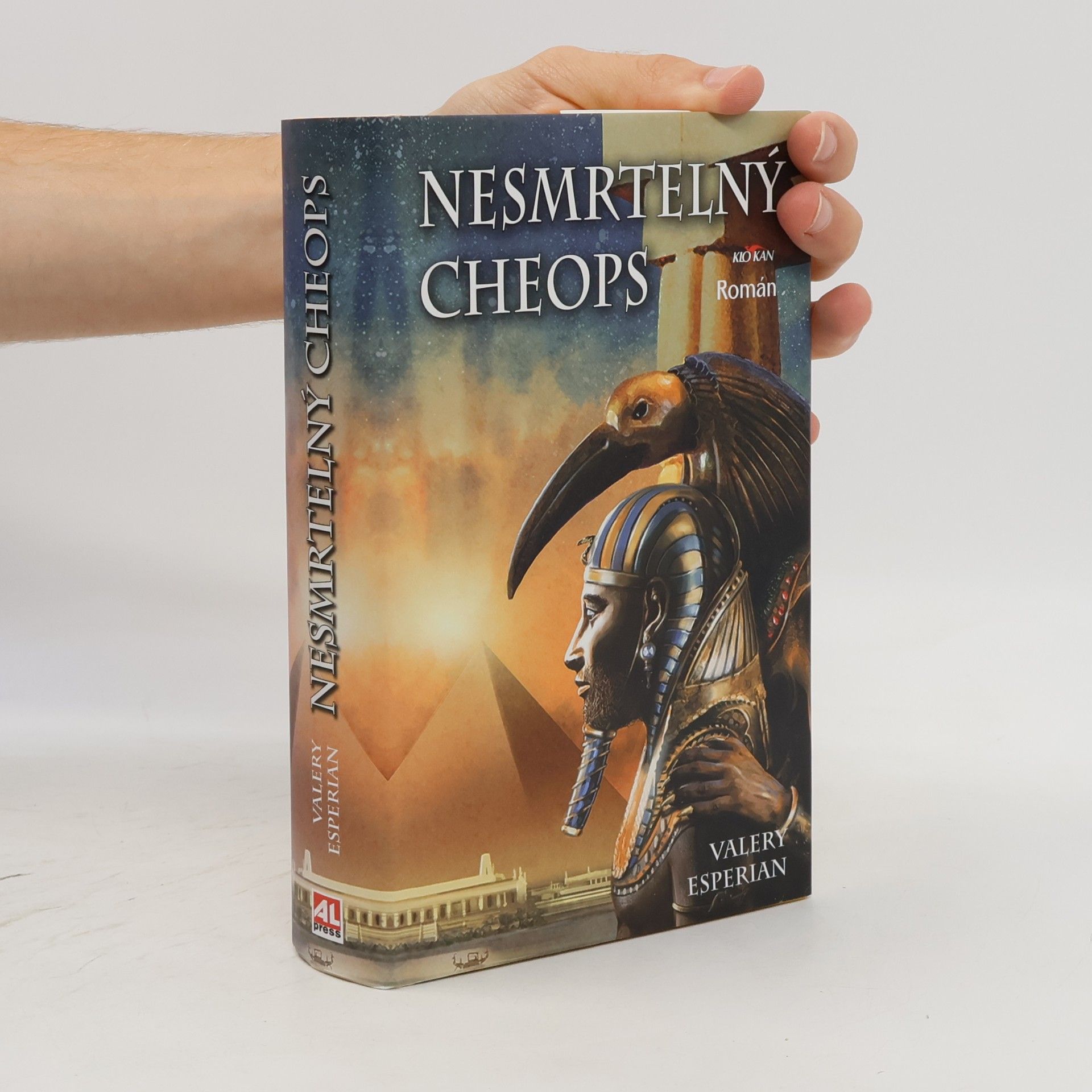 Valery Esperian Nesmrtelný Cheops
