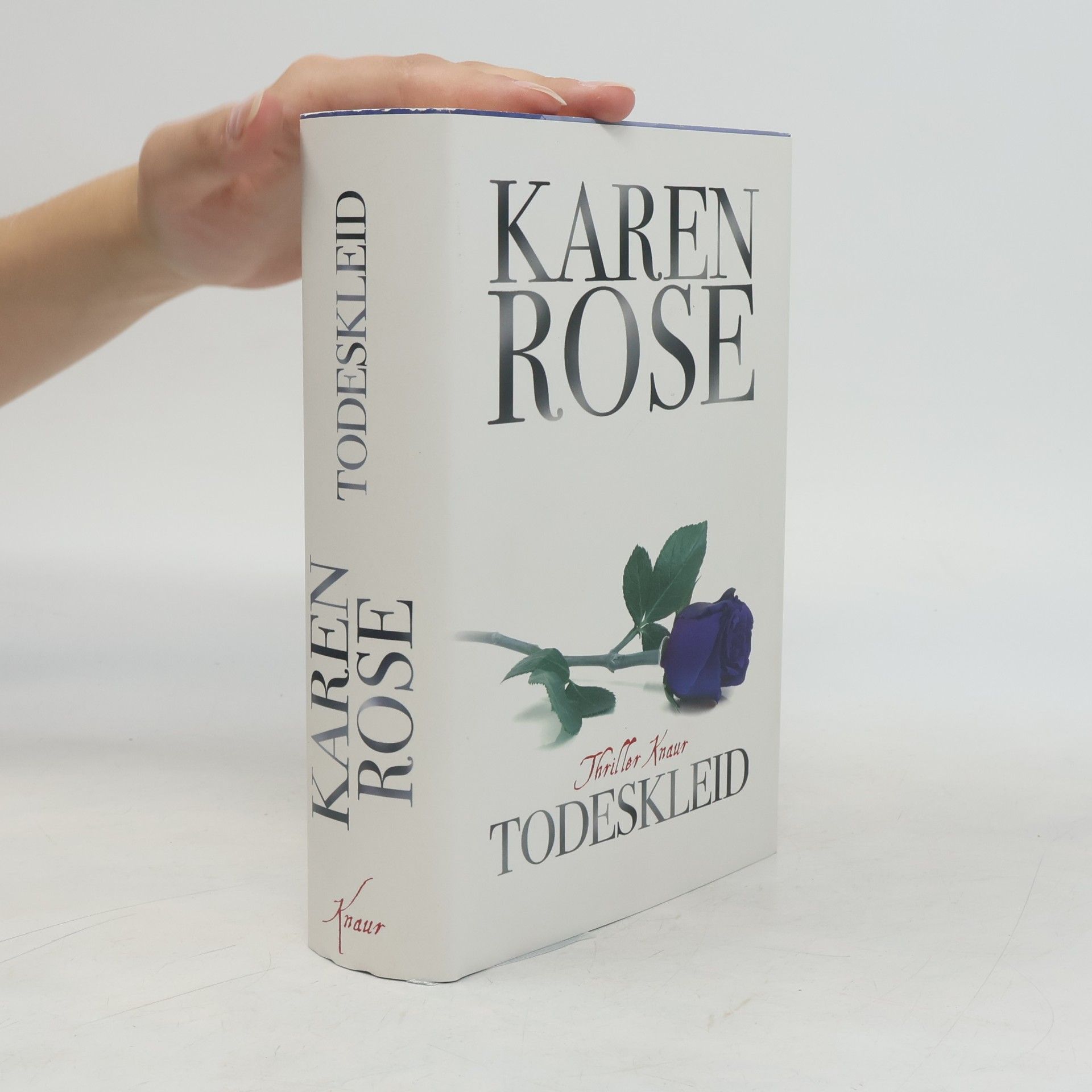 Karen Rose Todeskleid