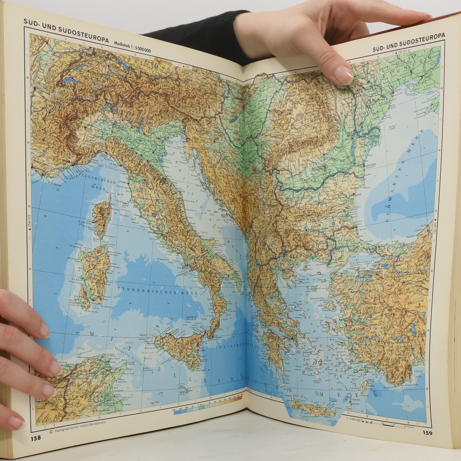 AA.VV. Bertelsmann Hausatlas