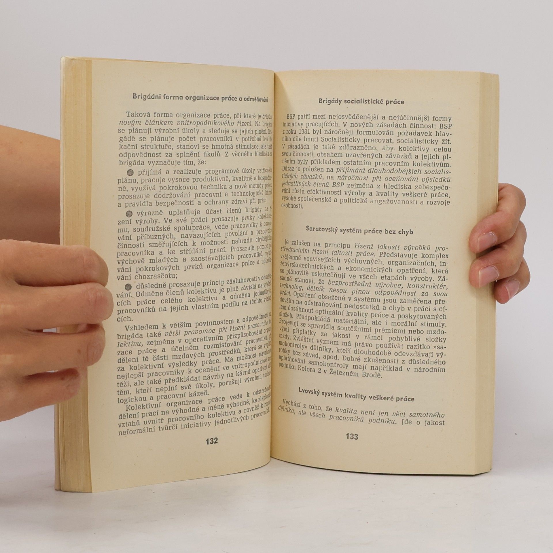 Autorenkollektiv Zápisník agitátora 1984