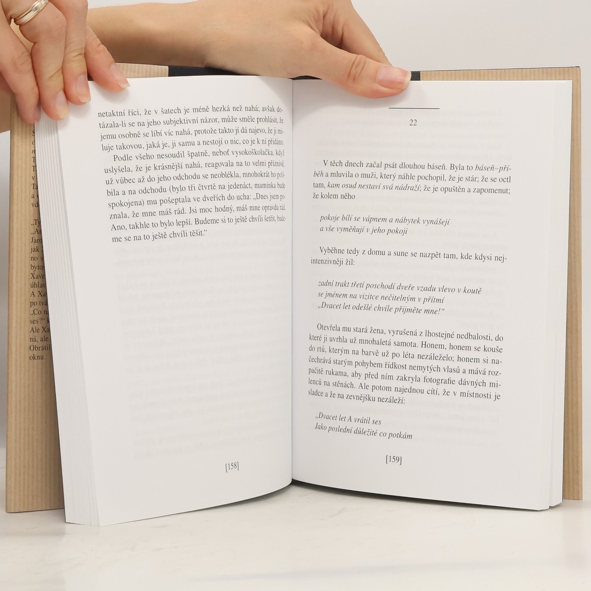 Milan Kundera Život je jinde