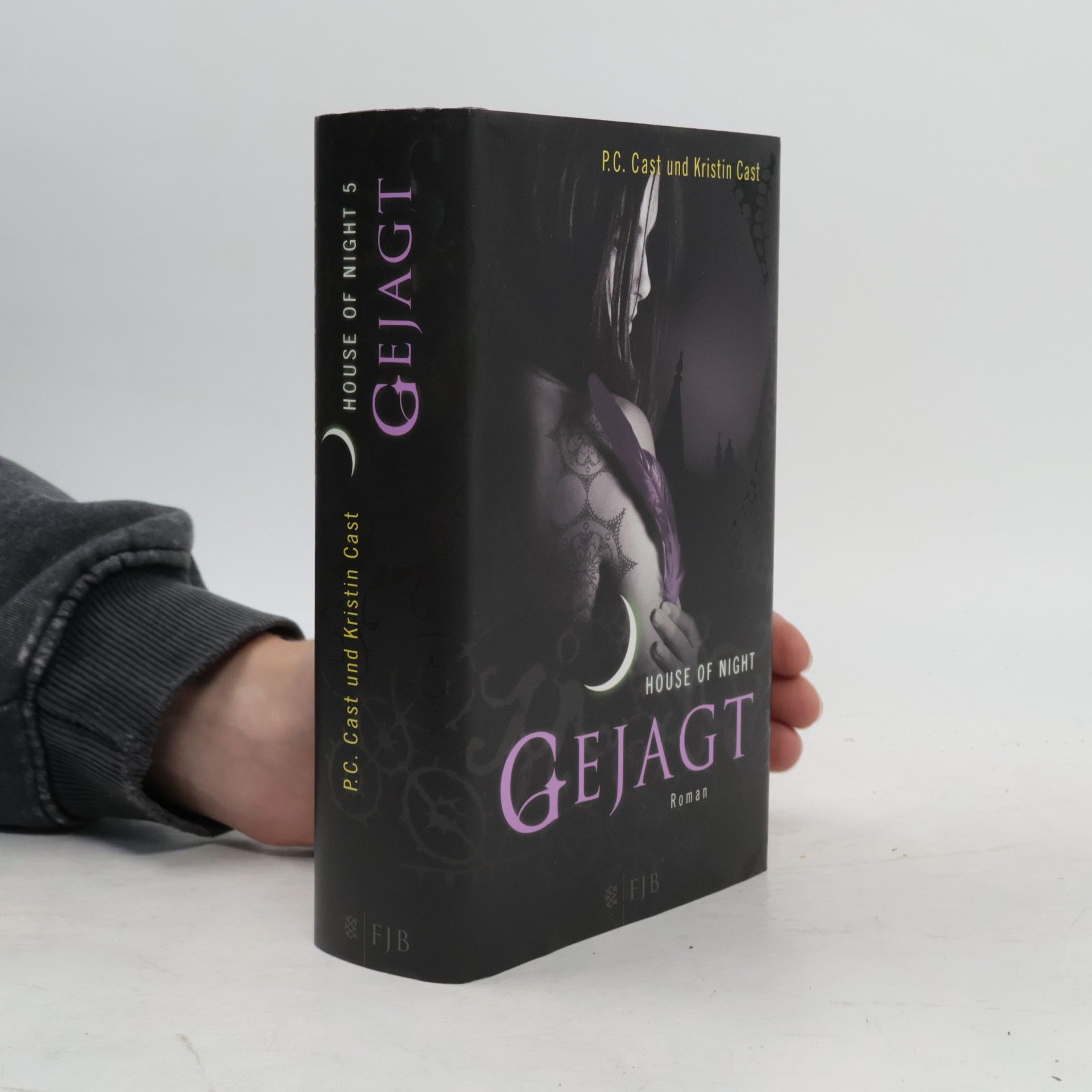 Phyllis Christine Cast House of Night 4. Gejagt