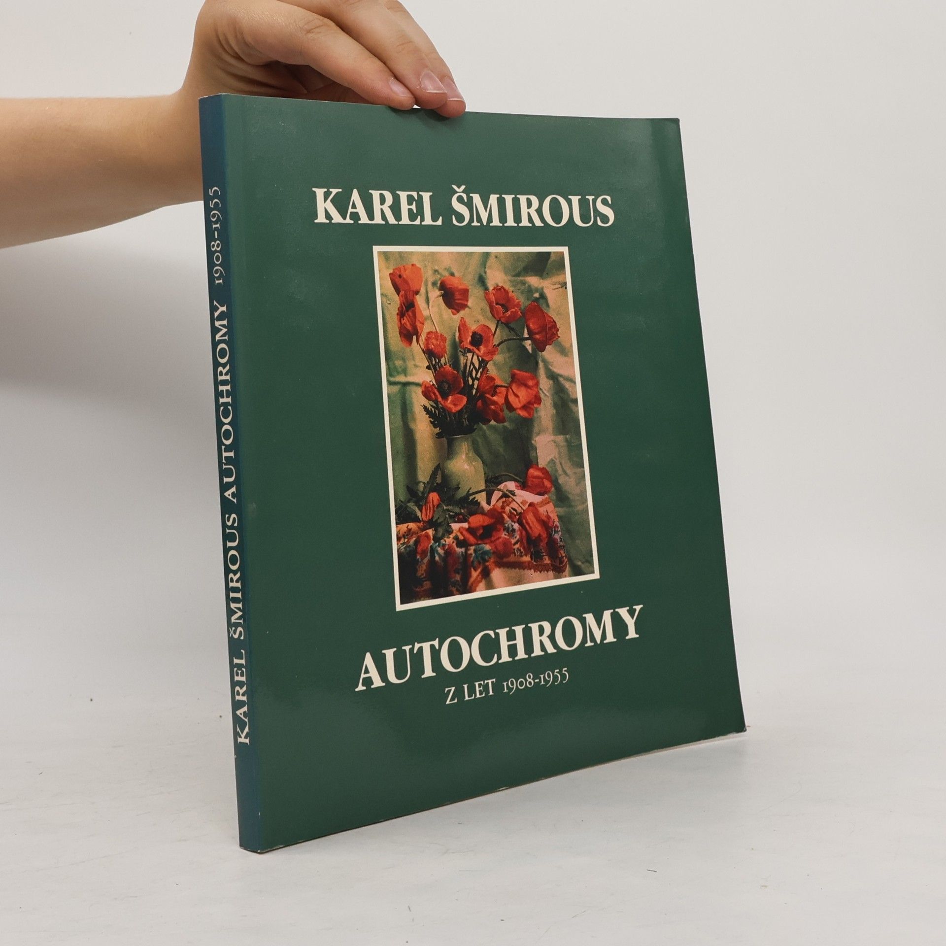 Karel Šmirous. Výběr barevných fotografií z rastrových diapozitivů z let 1908-1955