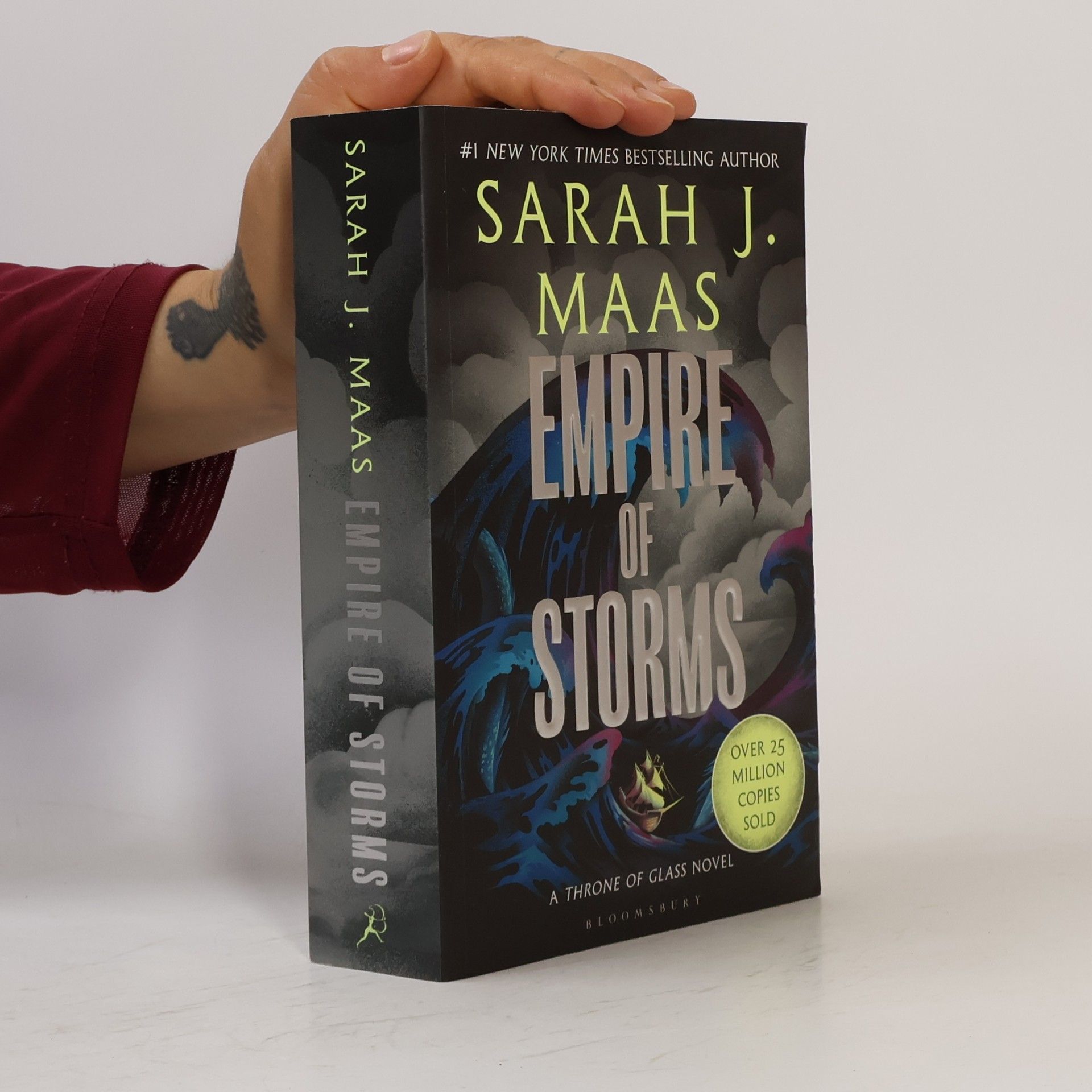 Sarah J. Maas Empire of storms