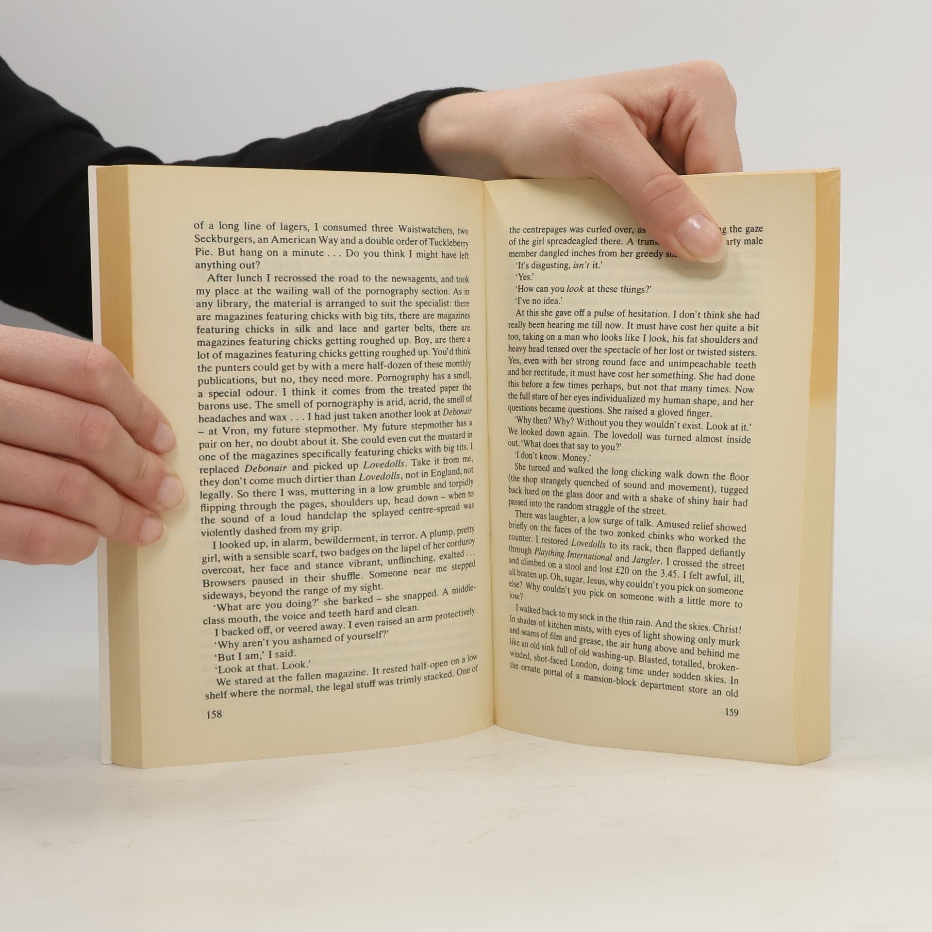 Martin Amis Money