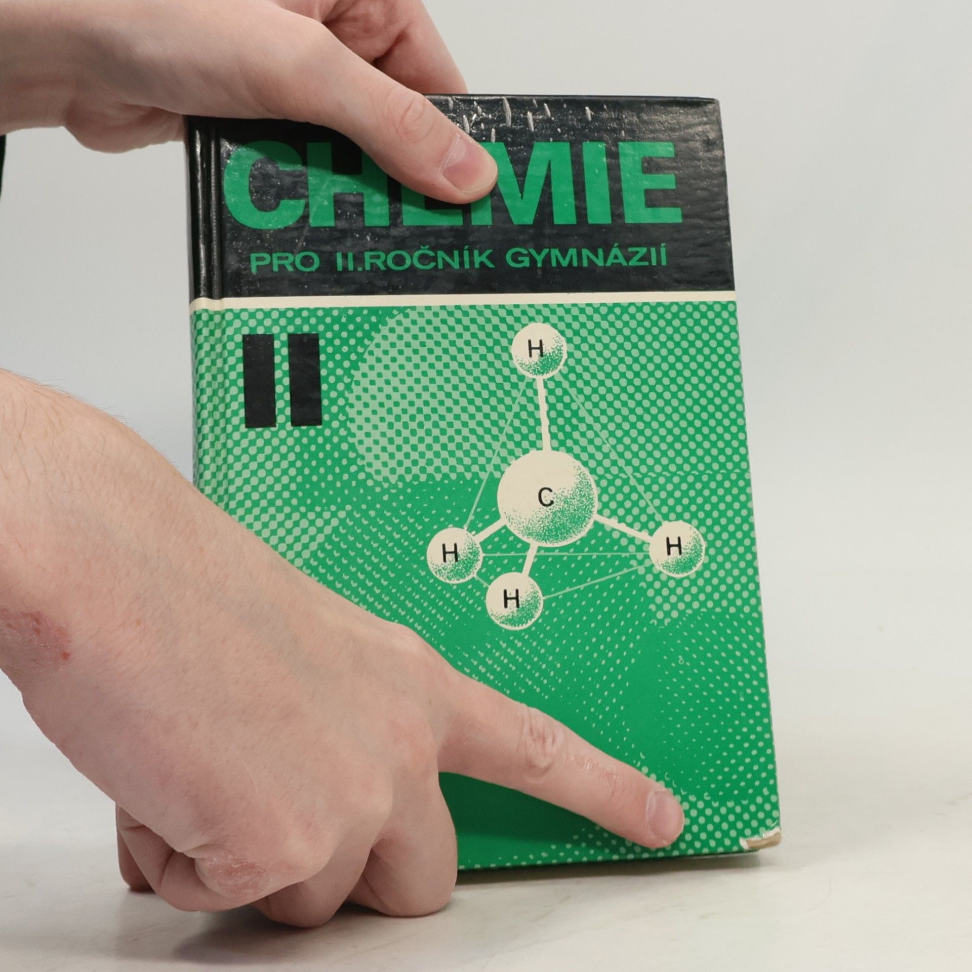 Various authors Chemie pro II. ročník gymnázií