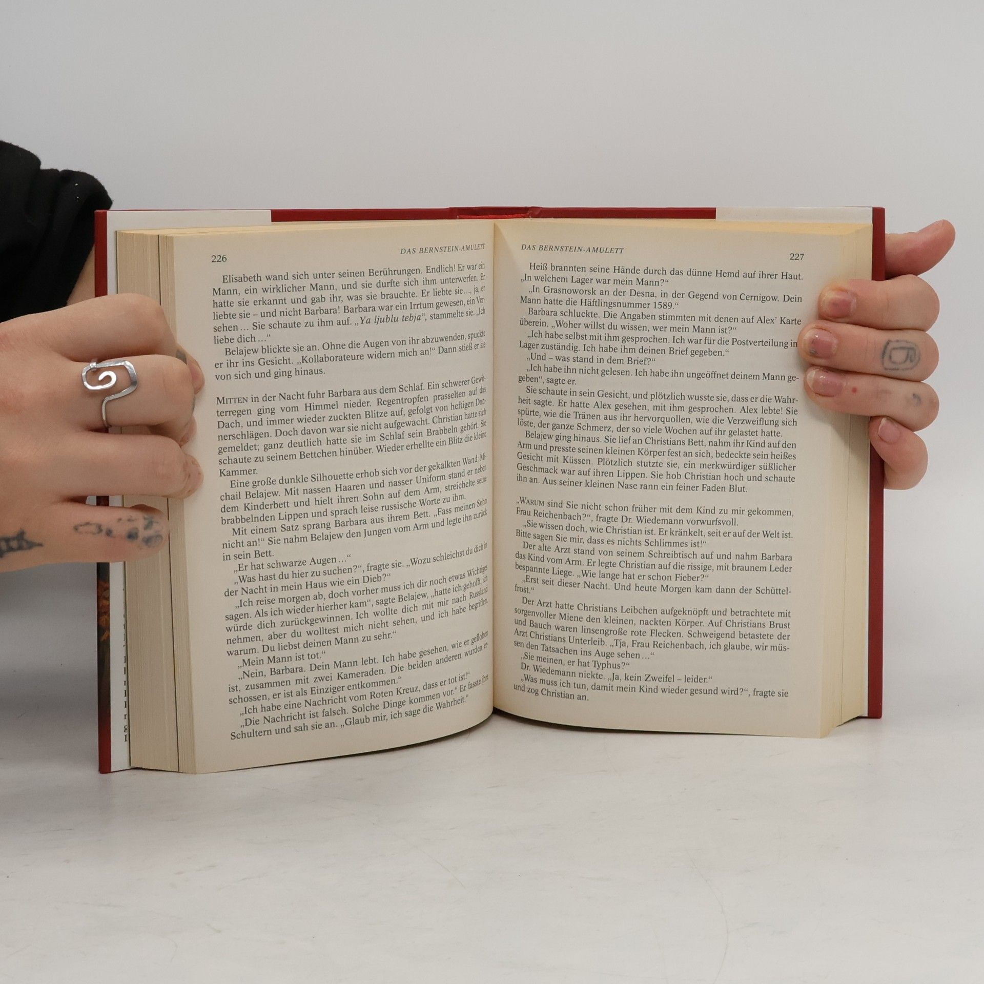 John Grisham Reader's Digest Auswahlbücher. Das Testament. Das Bernstein-Amulett. Der Schneefalke