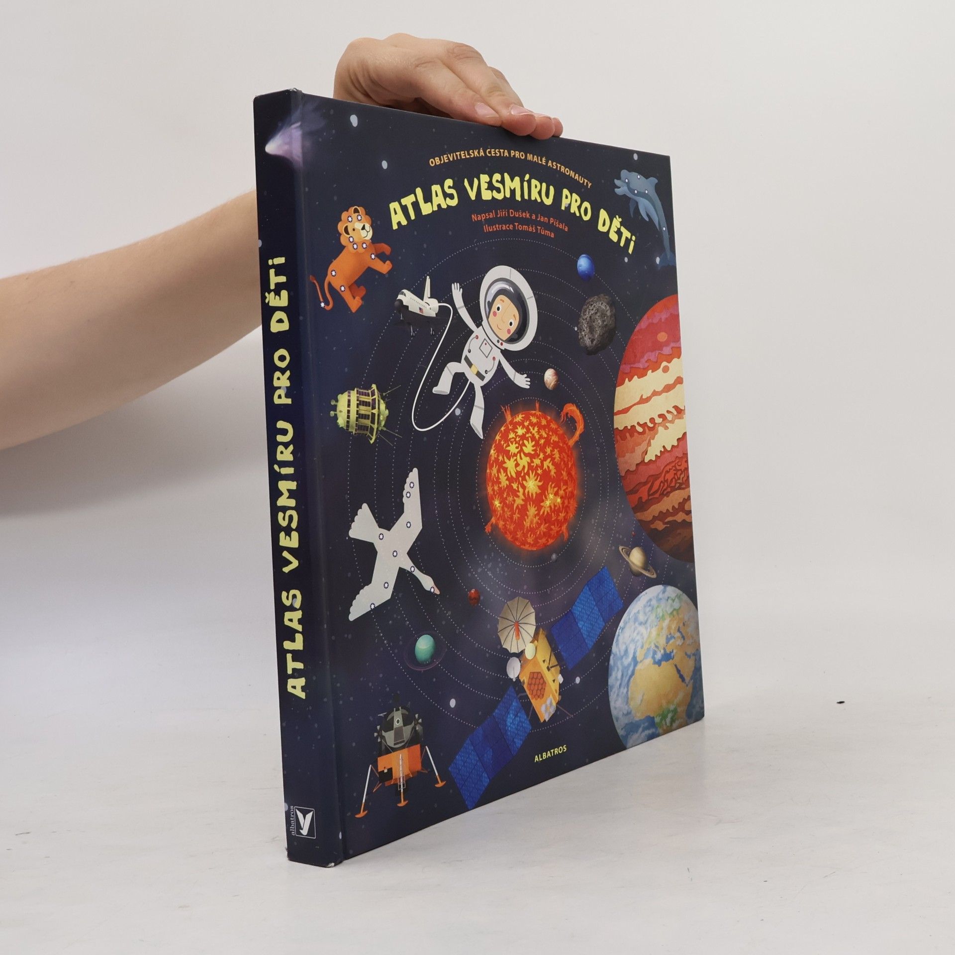 Atlas vesmíru pro děti. Objevitelská cesta pro malé astronauty