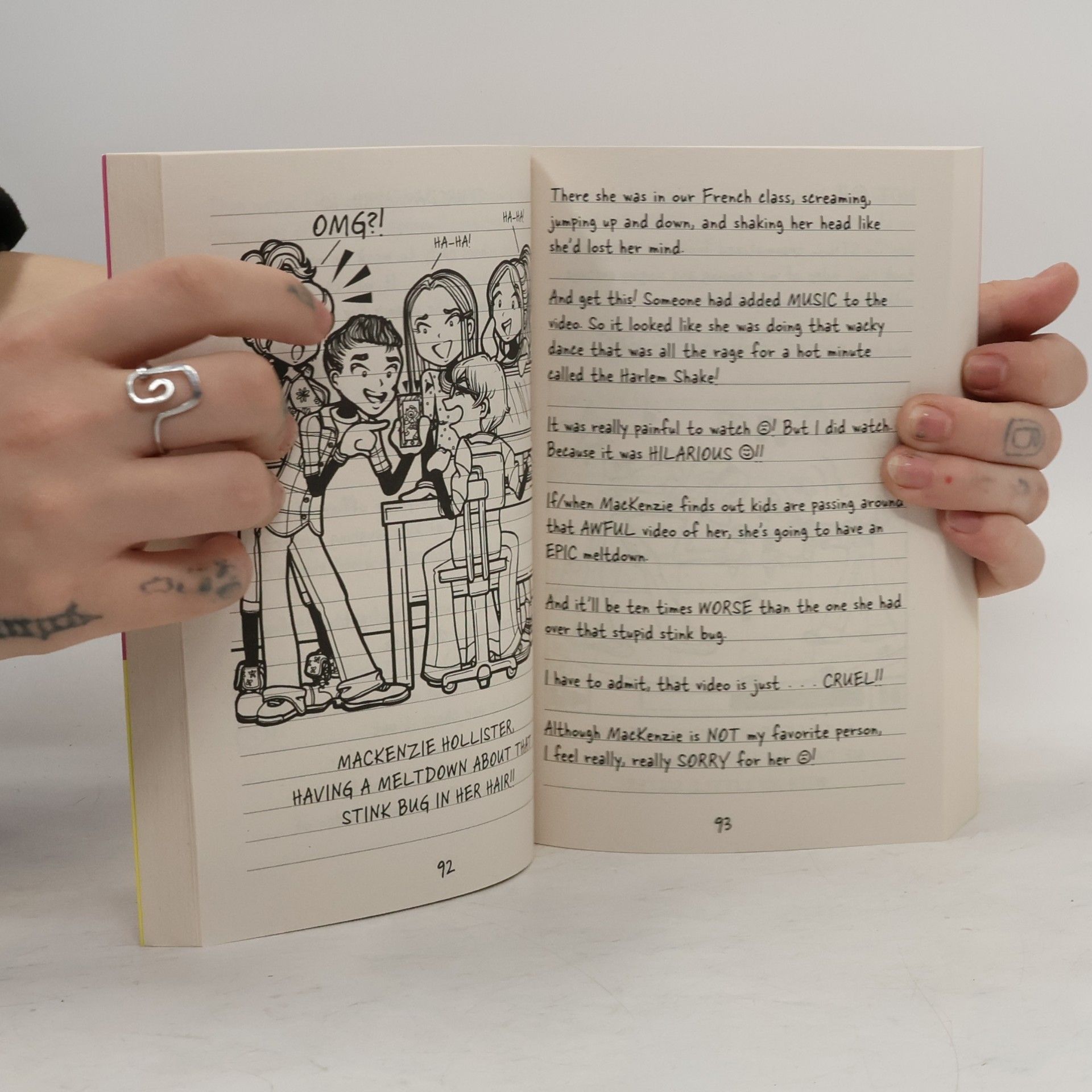 Rachel Renée Russellová Dork Diaries: Drama Queen