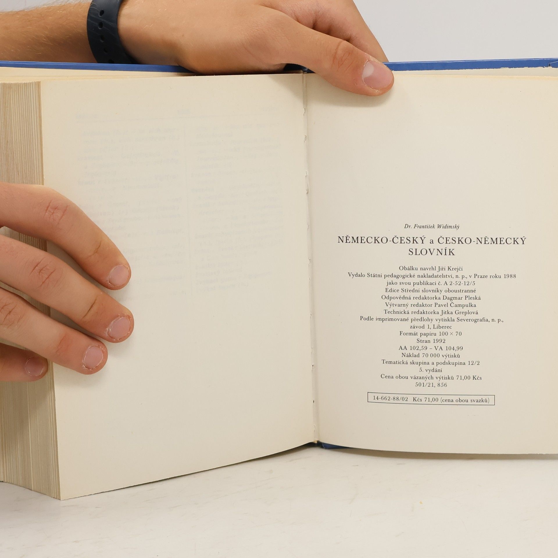Autores varios Německo-český a česko-německý slovník. Část česko-německá