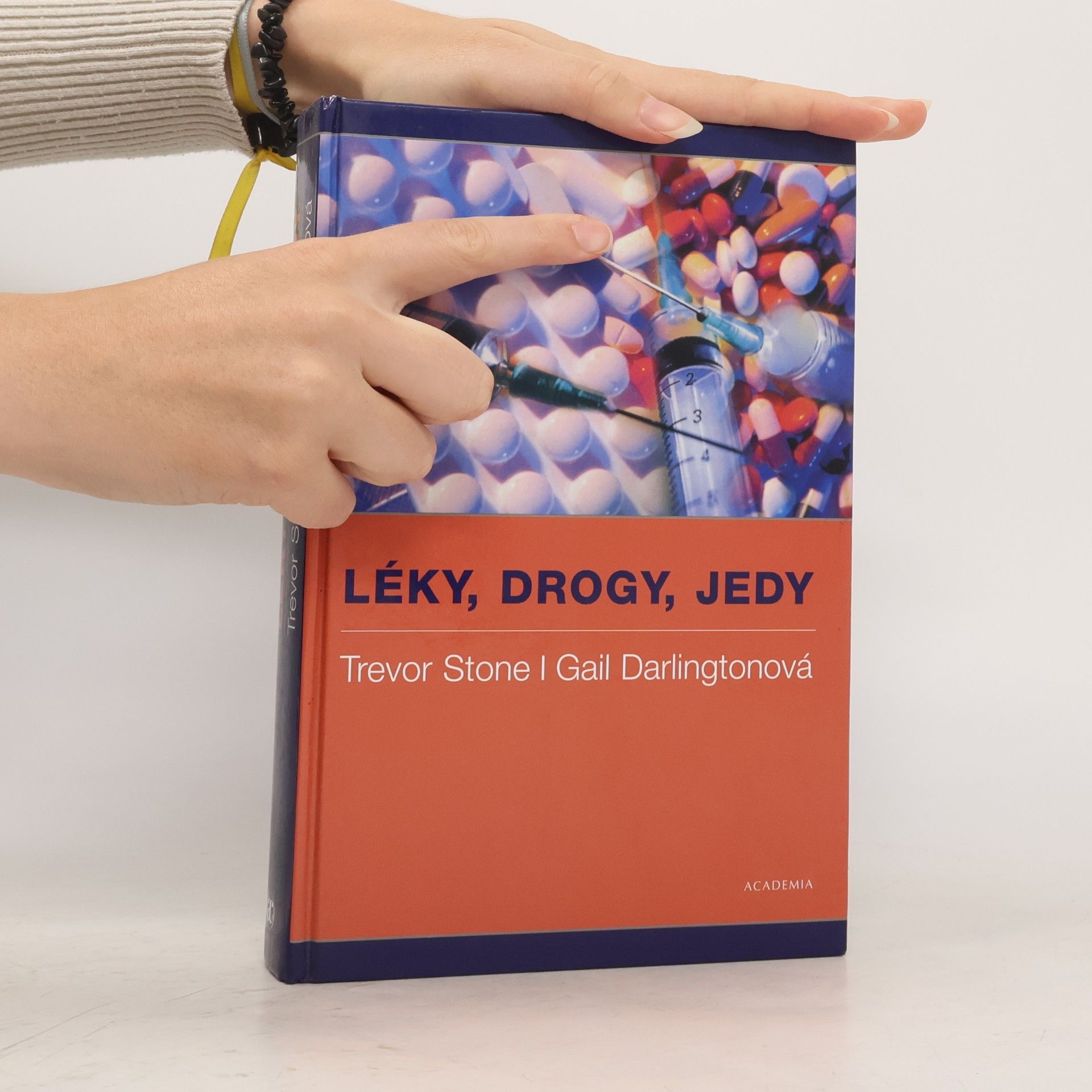 T. W. Stone Léky, drogy, jedy