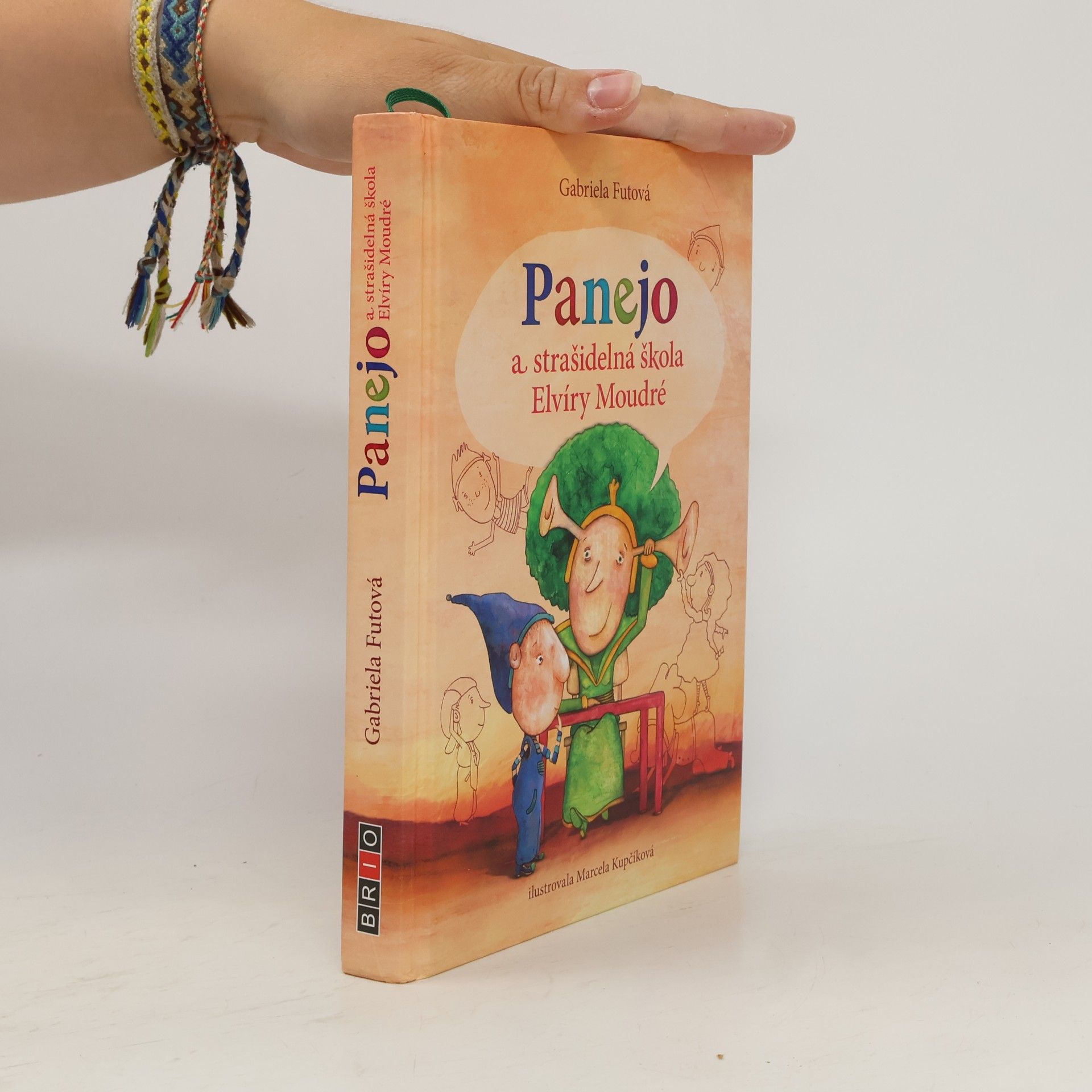 Gabriela Futová Panejo a strašidelná škola Elvíry Moudré
