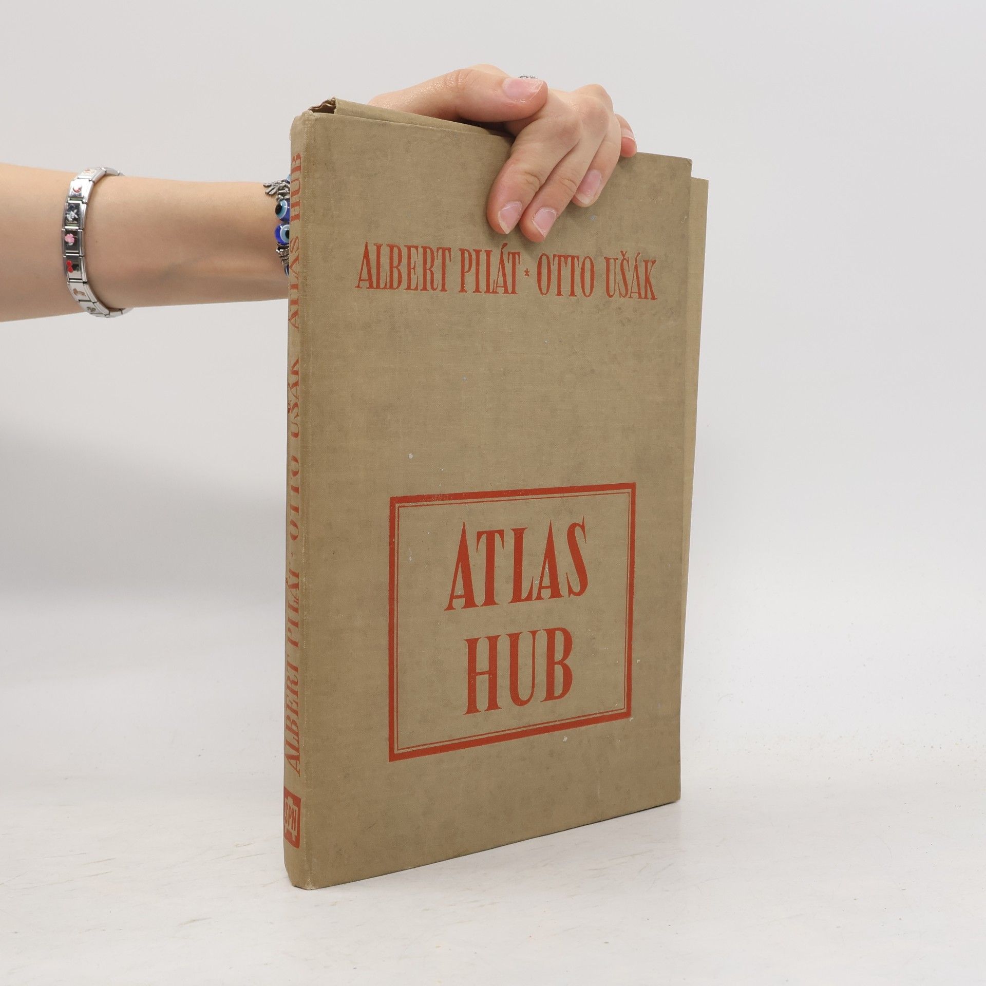 Albert Pilát Atlas hub