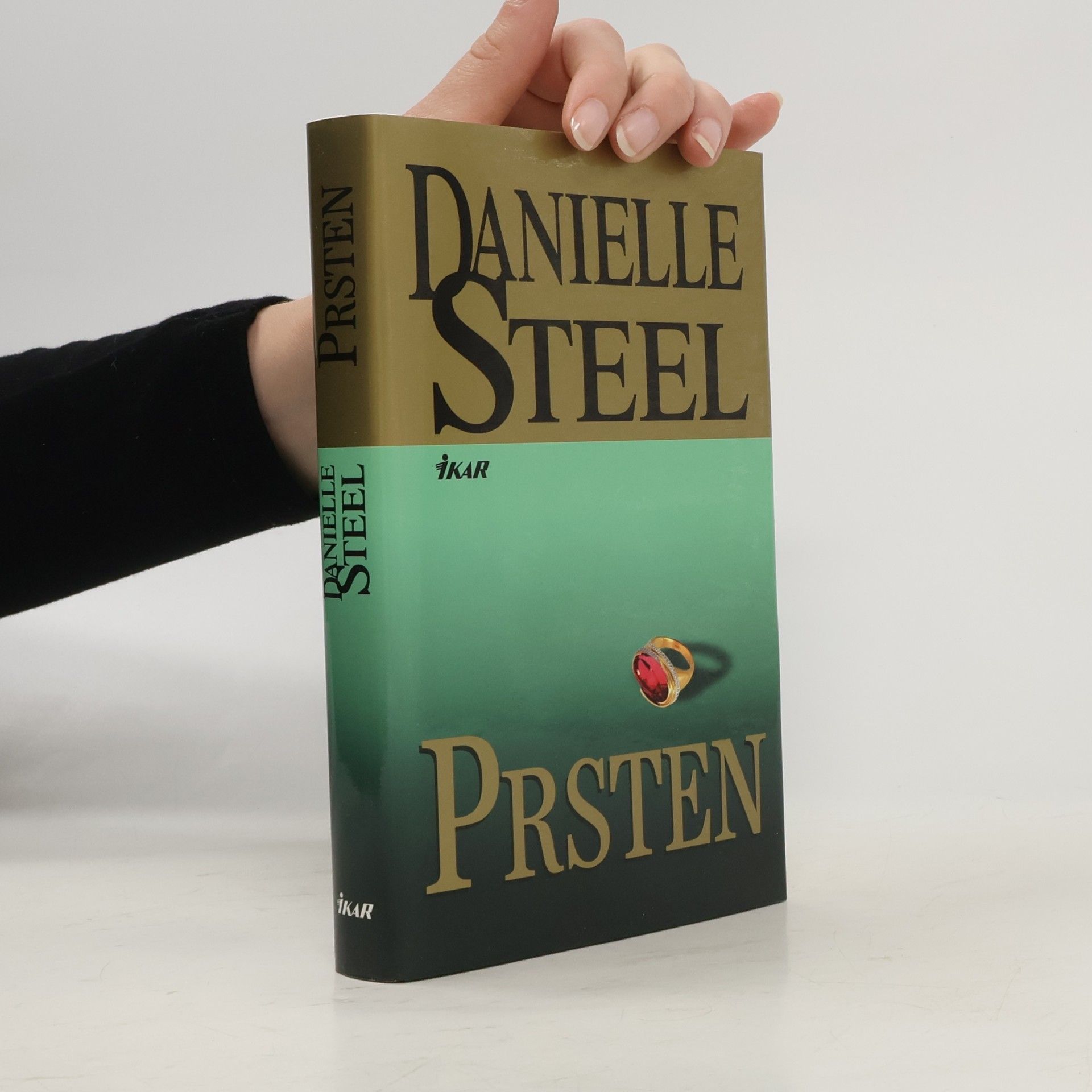 Danielle Steel Prsten