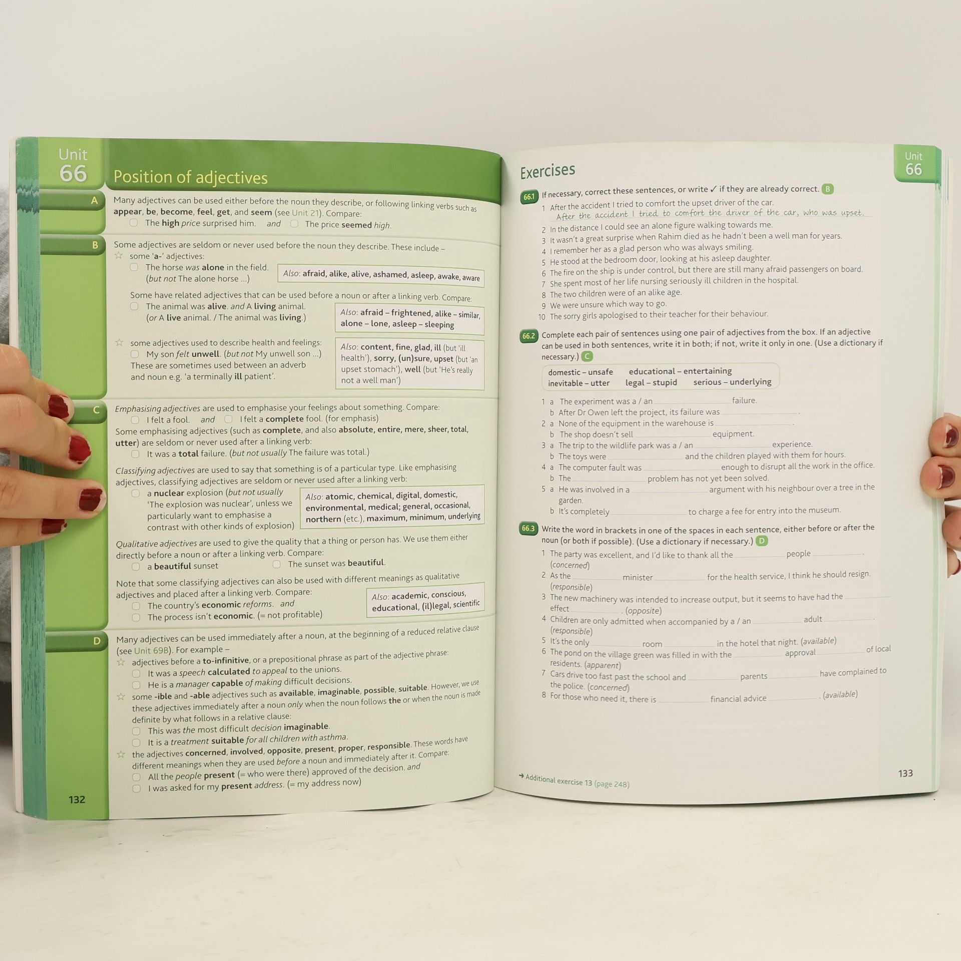 Martin Hewings Advanced grammar in use. A self-study reference and practice book for advanced learners of English.