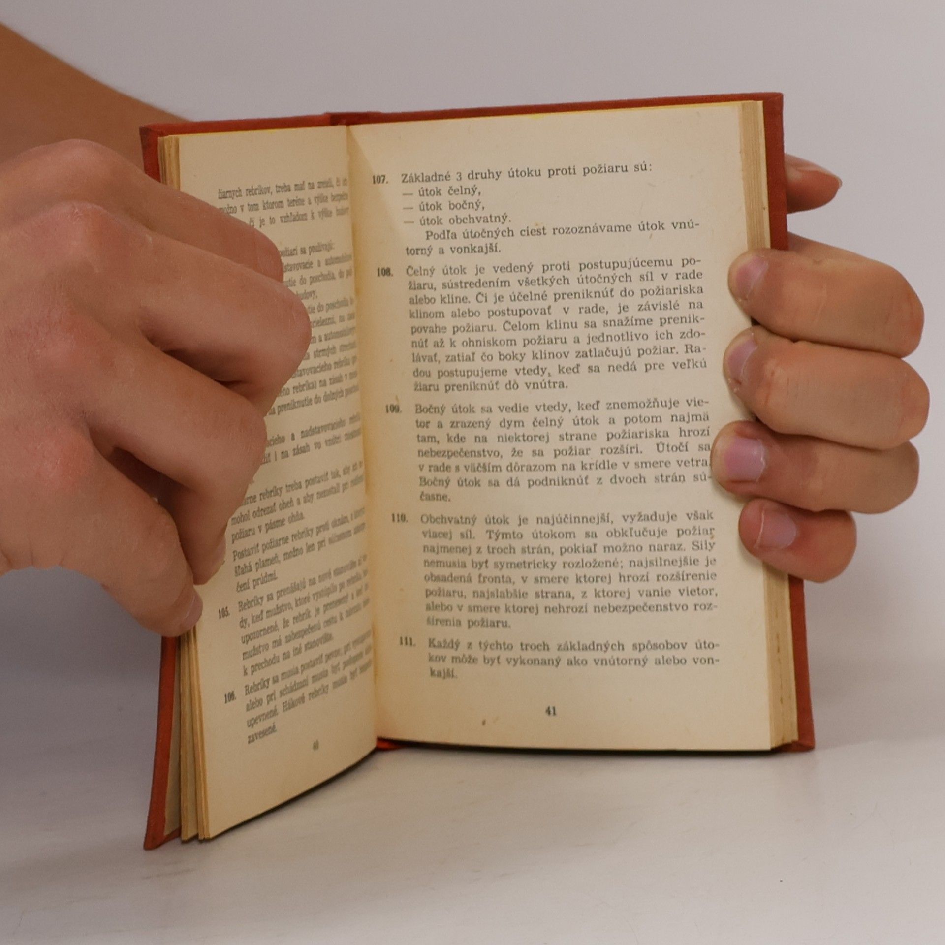 Autorenkollektiv Bojový poriadok požiarnych jednotiek