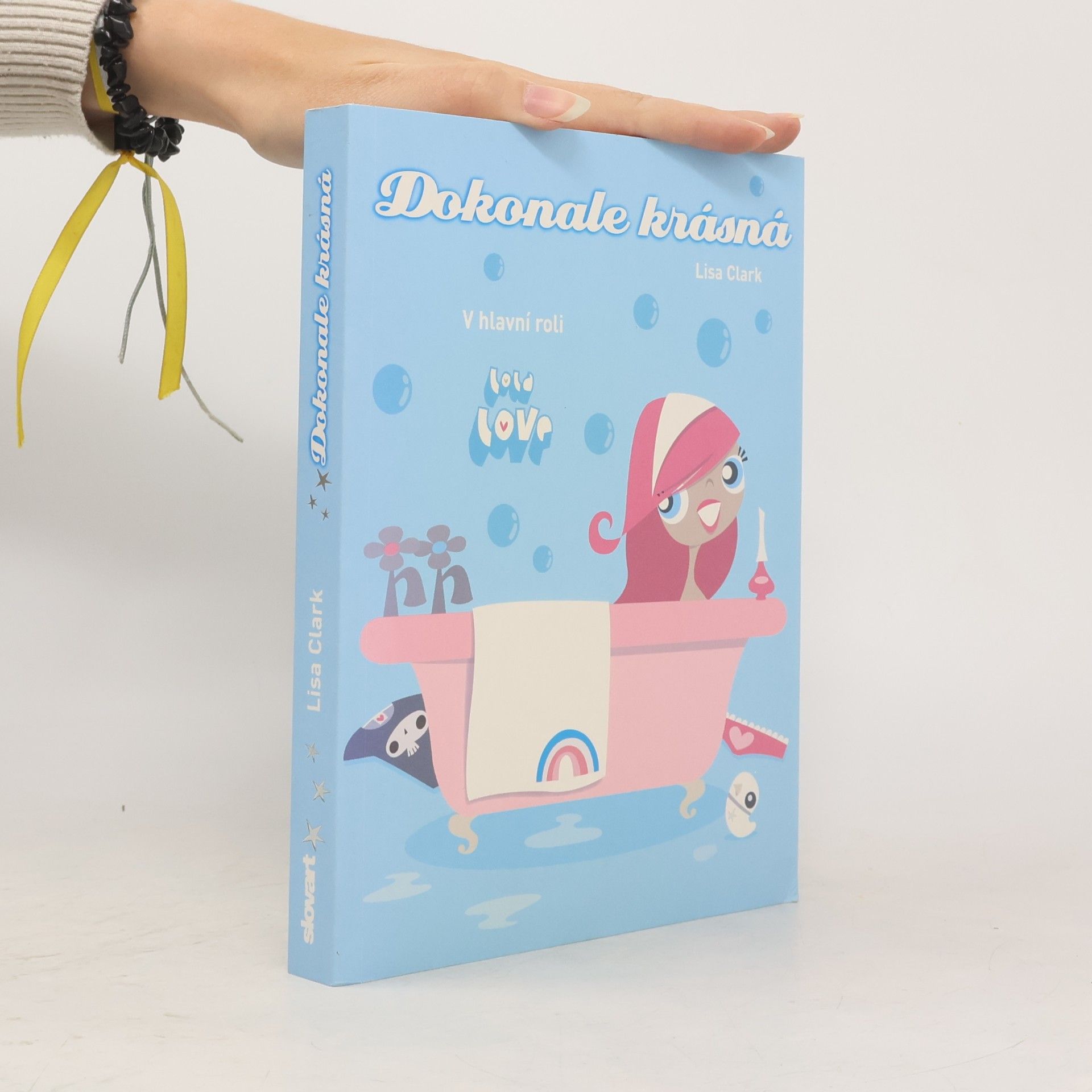 Lisa Clark Dokonale krásná