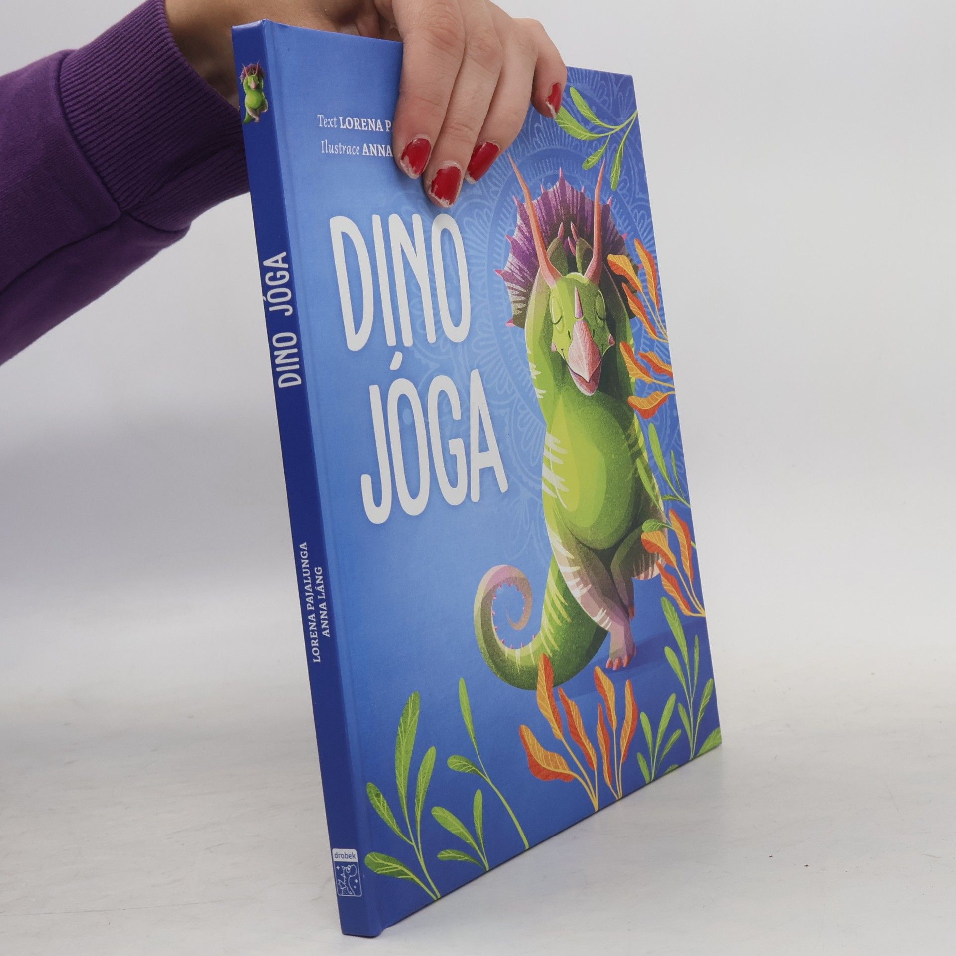 Lorena V. Pajalunga Dino jóga