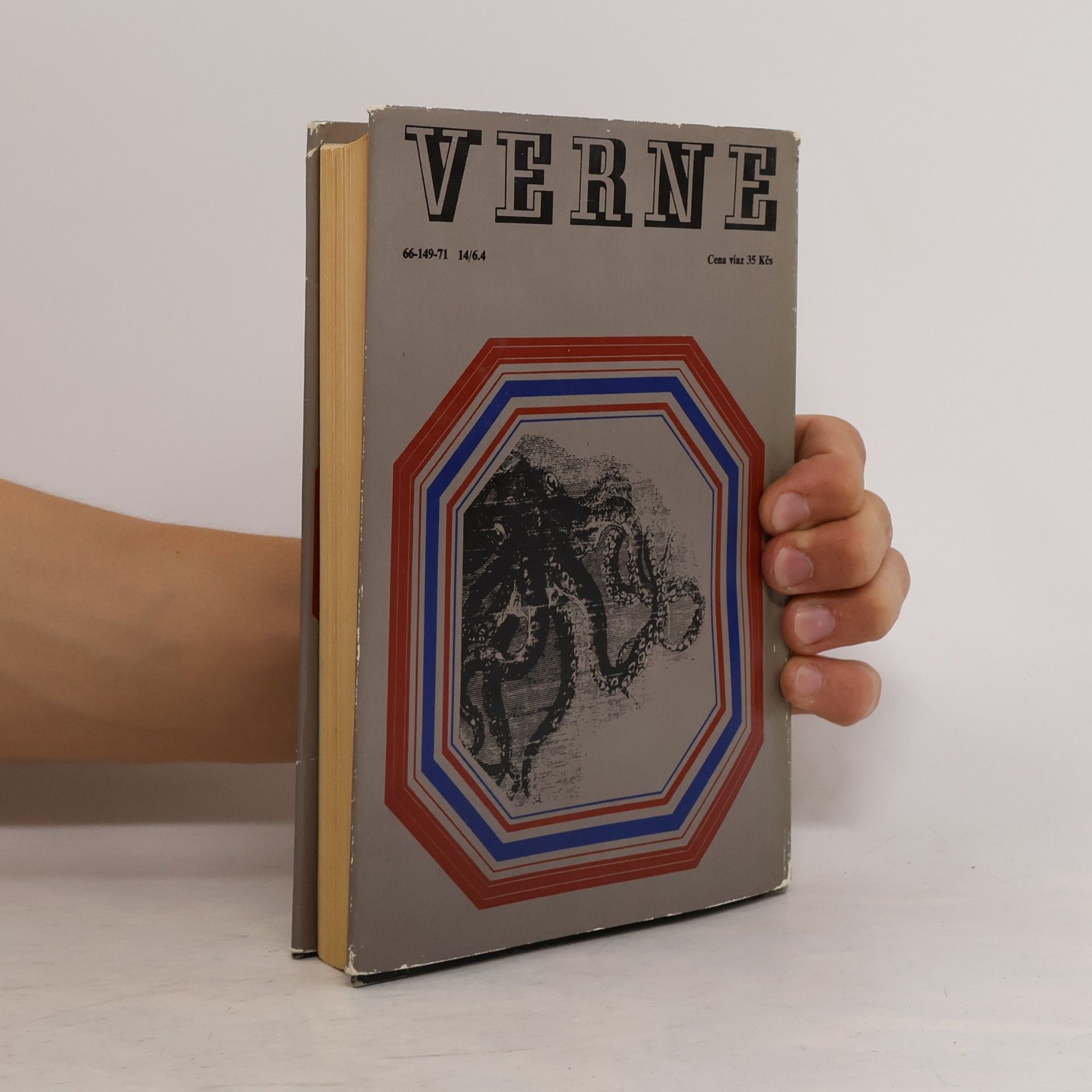 Jules Verne Dvadsaťtisíc míľ pod morom