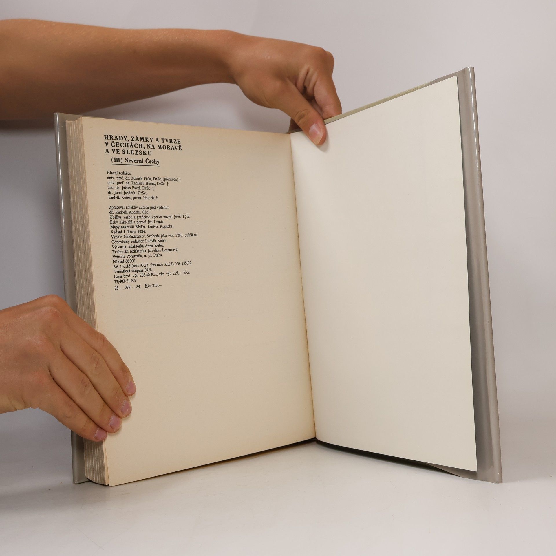 Various authors Hrady, zámky a tvrze v Čechách, na Moravě a ve Slezsku III. Severní Čechy