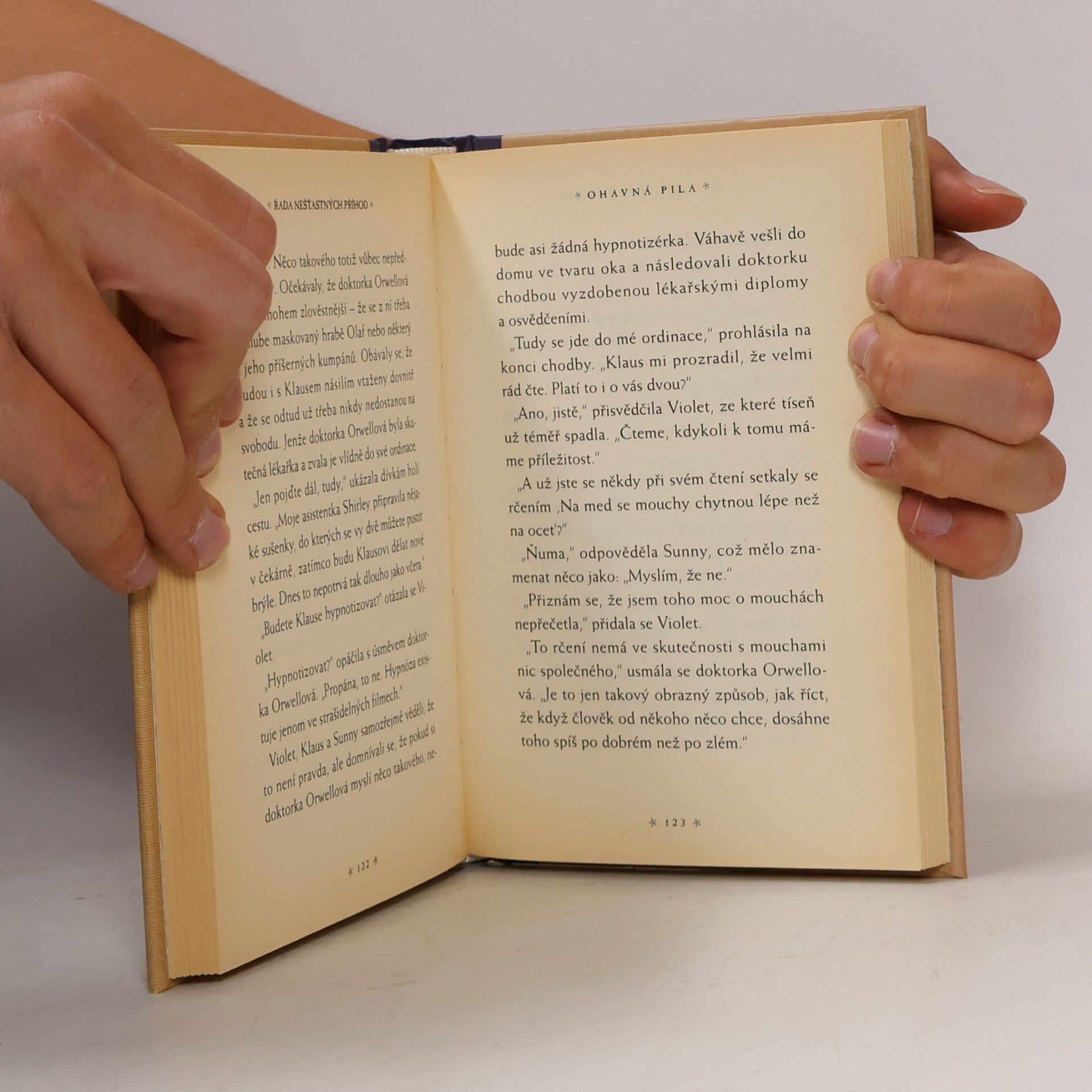 Lemony Snicket Řada nešťastných příhod. Kniha čtvrtá. Ohavná pila