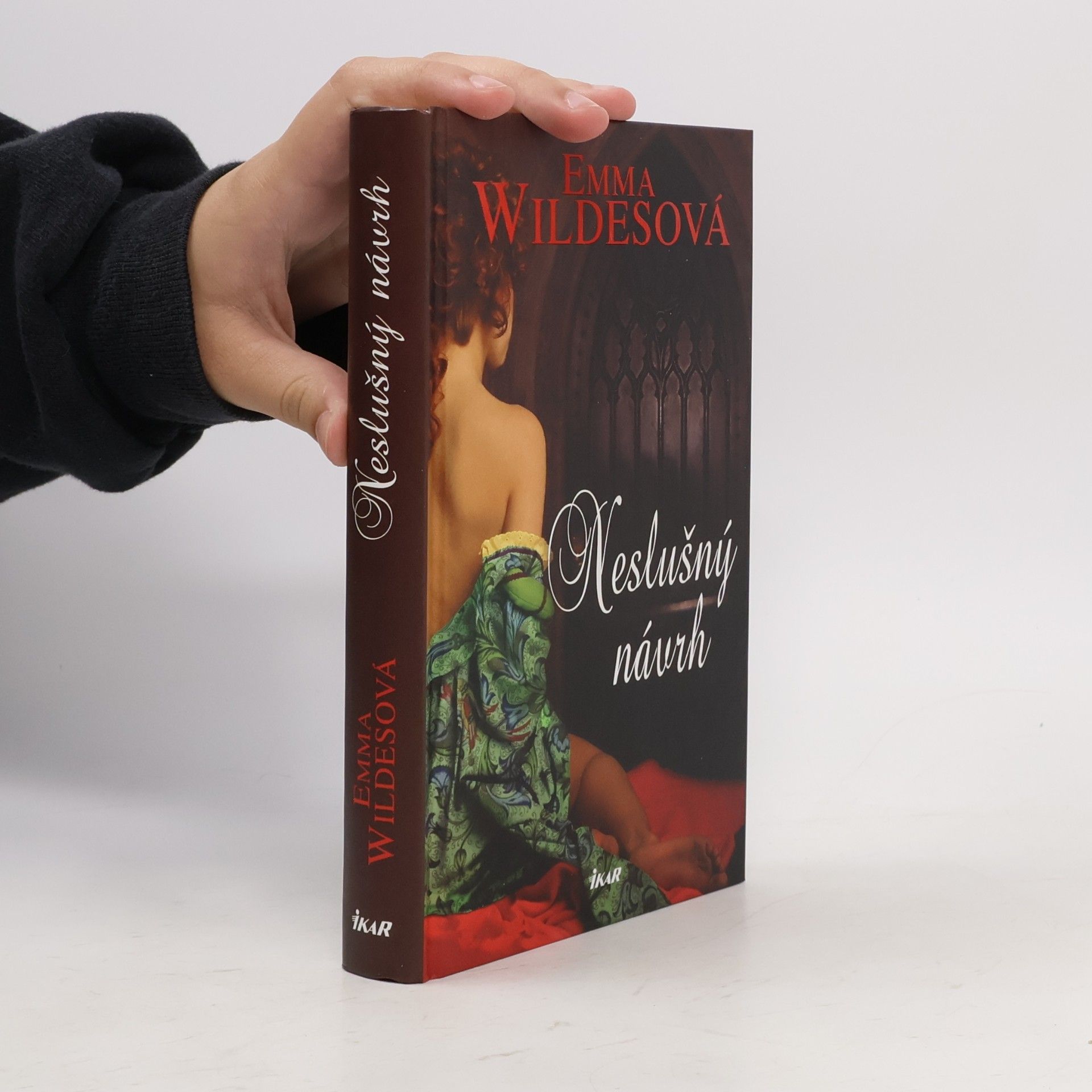 Emma Wildes Neslušný návrh