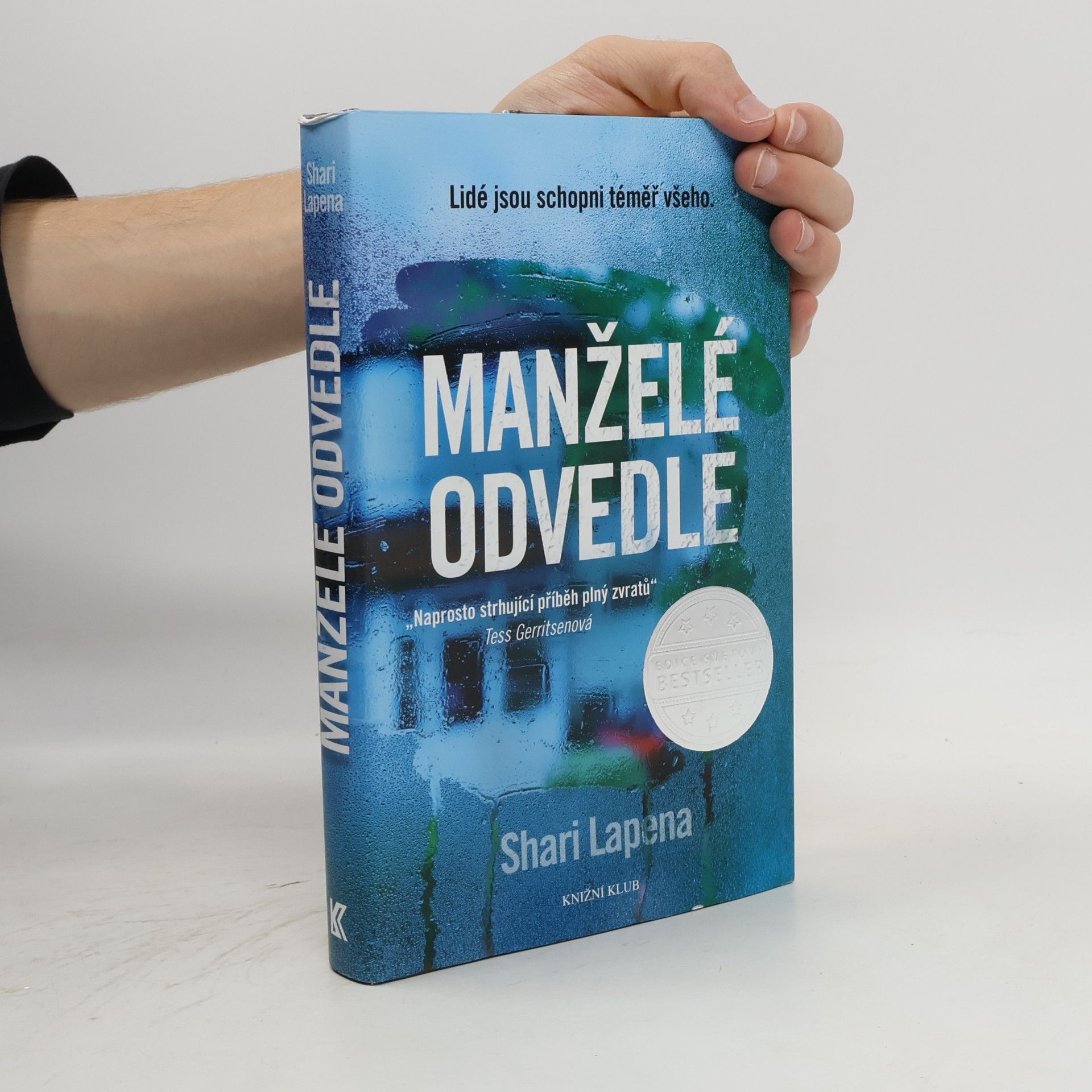 Shari Lapena Manželé odvedle