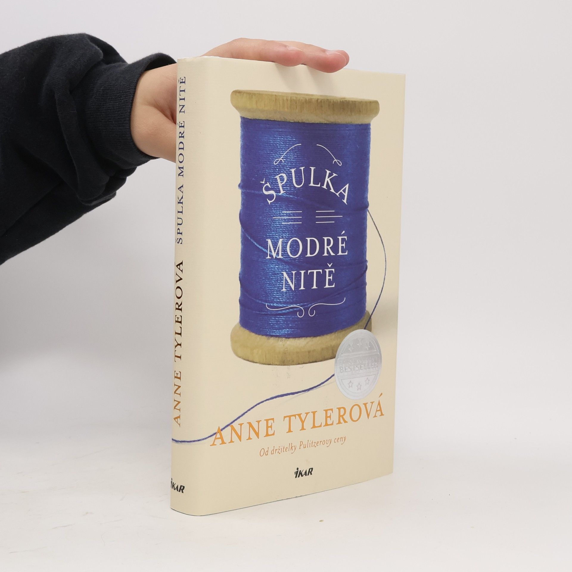 Anne Tyler Špulka modré nitě