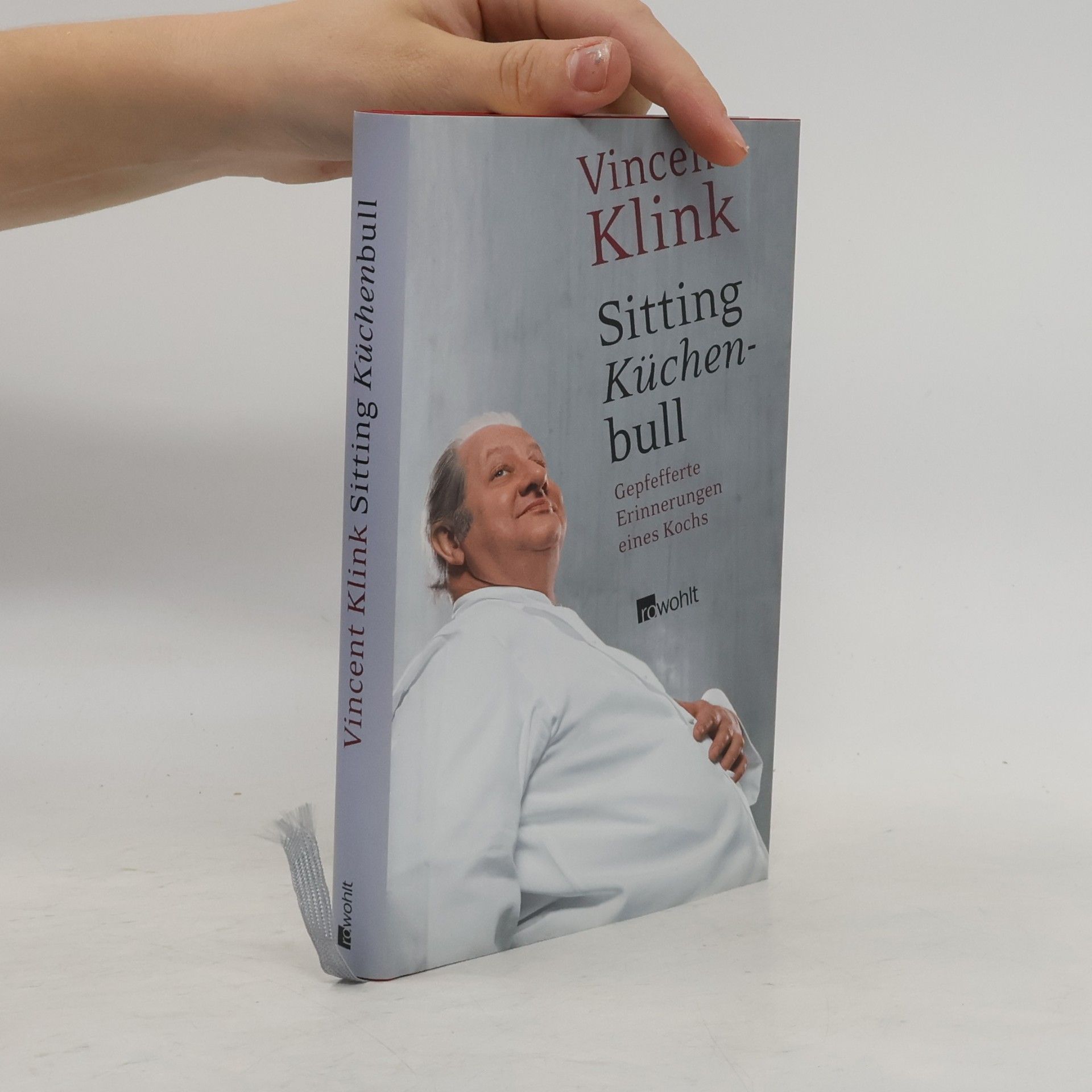Vincent Klink Sitting Küchenbull