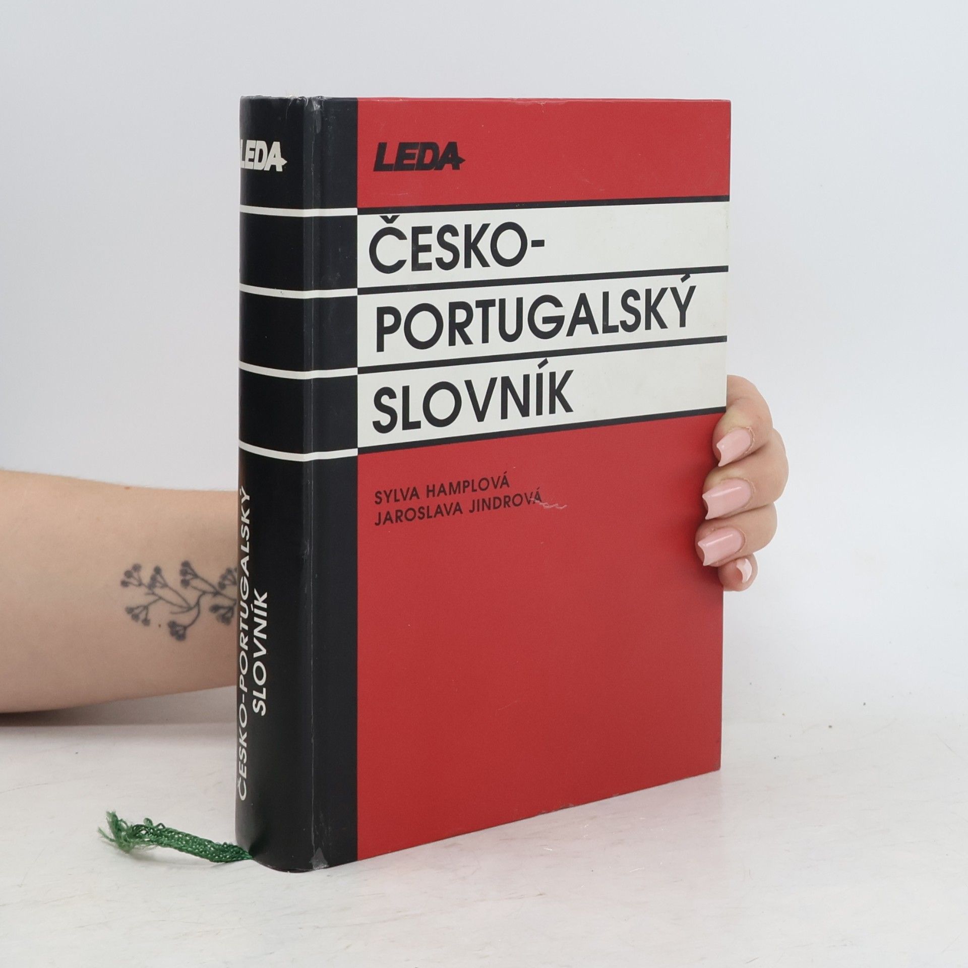 Sylva Hamplová Česko-portugalský slovník