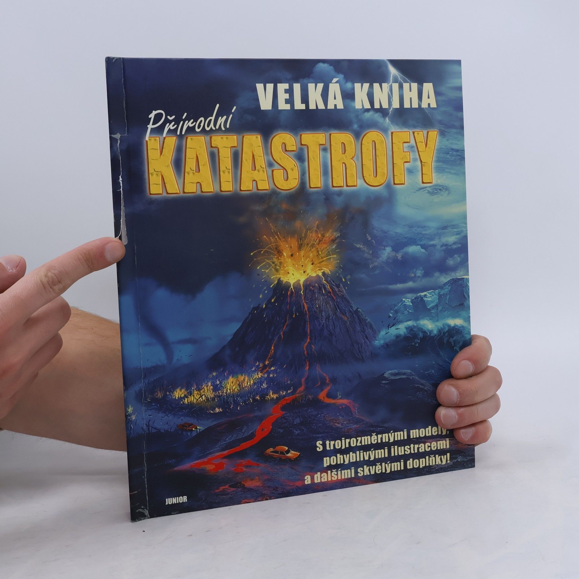 Alena Benešová Velká kniha přírodní katastrofy