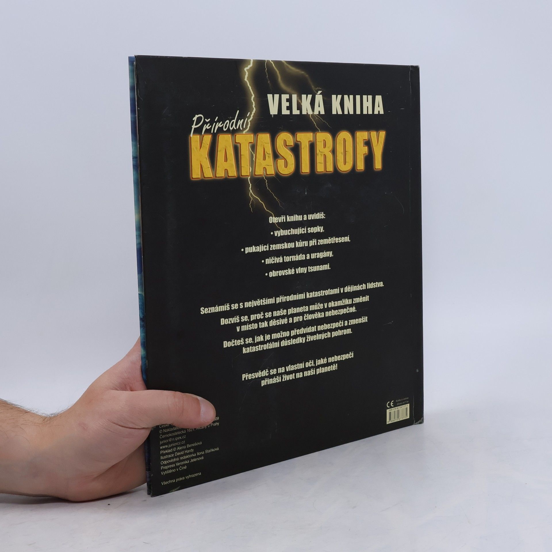 Alena Benešová Velká kniha přírodní katastrofy
