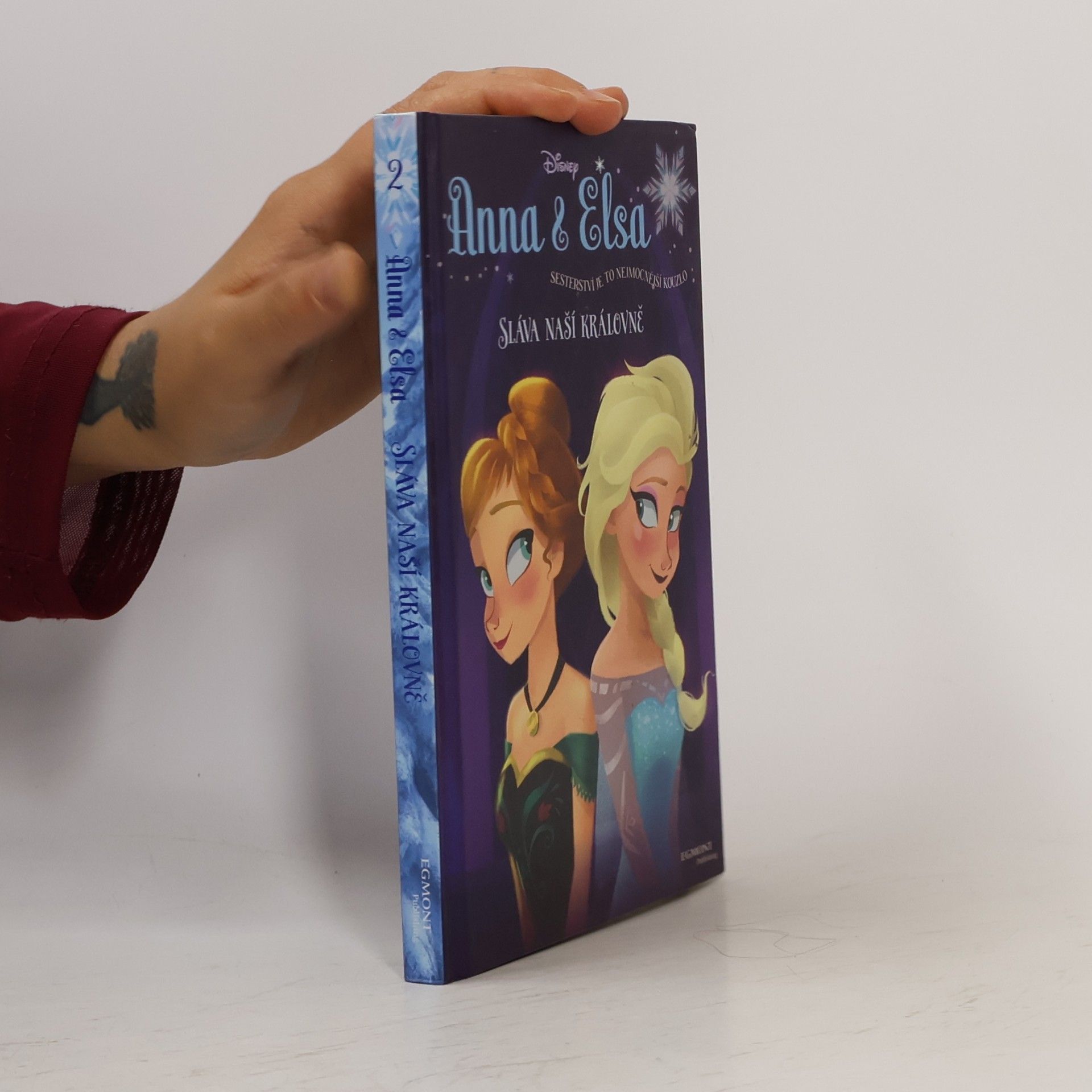 Erica David Anna & Elsa. Sláva naší královně.