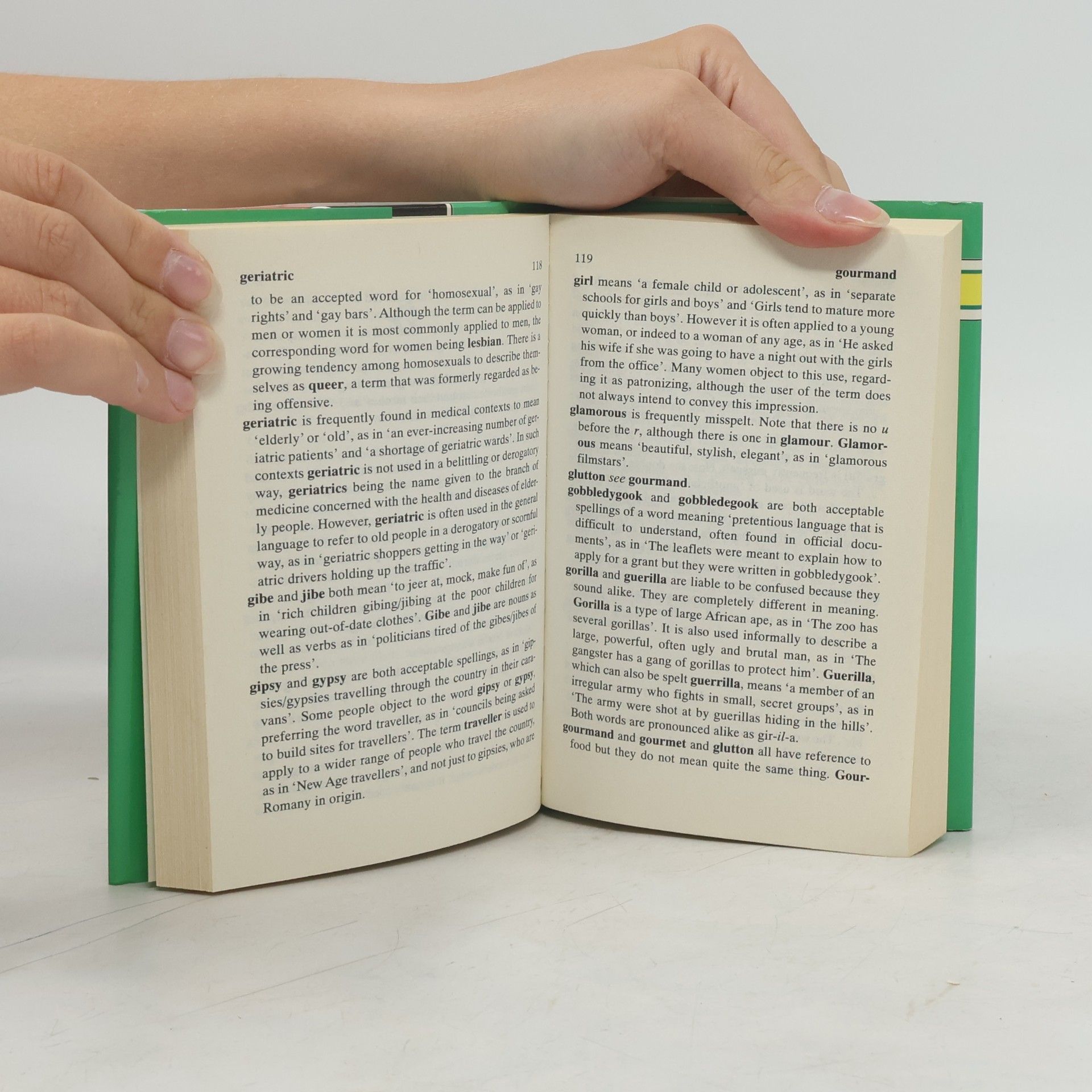 Various authors Dictionary of English Usage