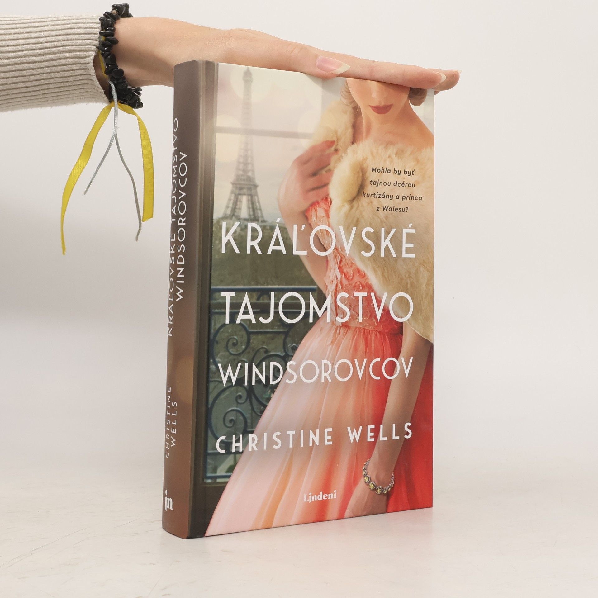Nikoleta Frantová Kráľovské tajomstvo Windsorovcov