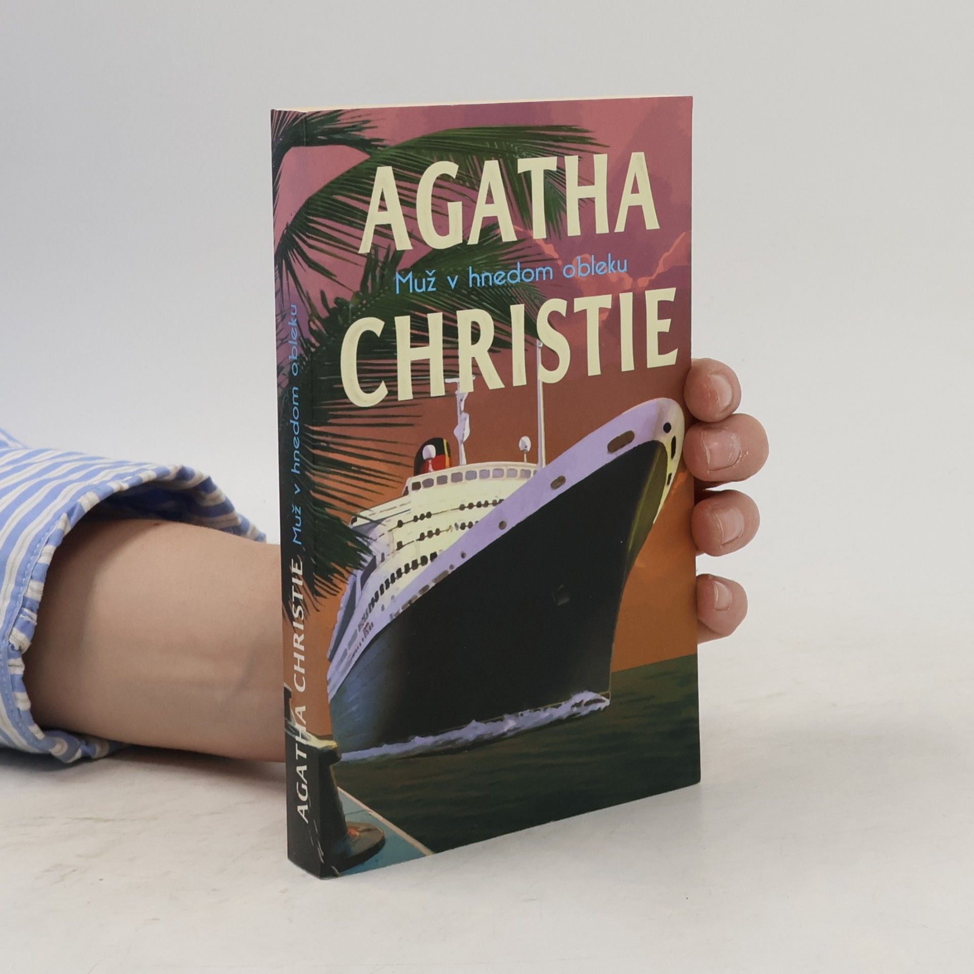 Agatha Christie Muž v hnedom obleku