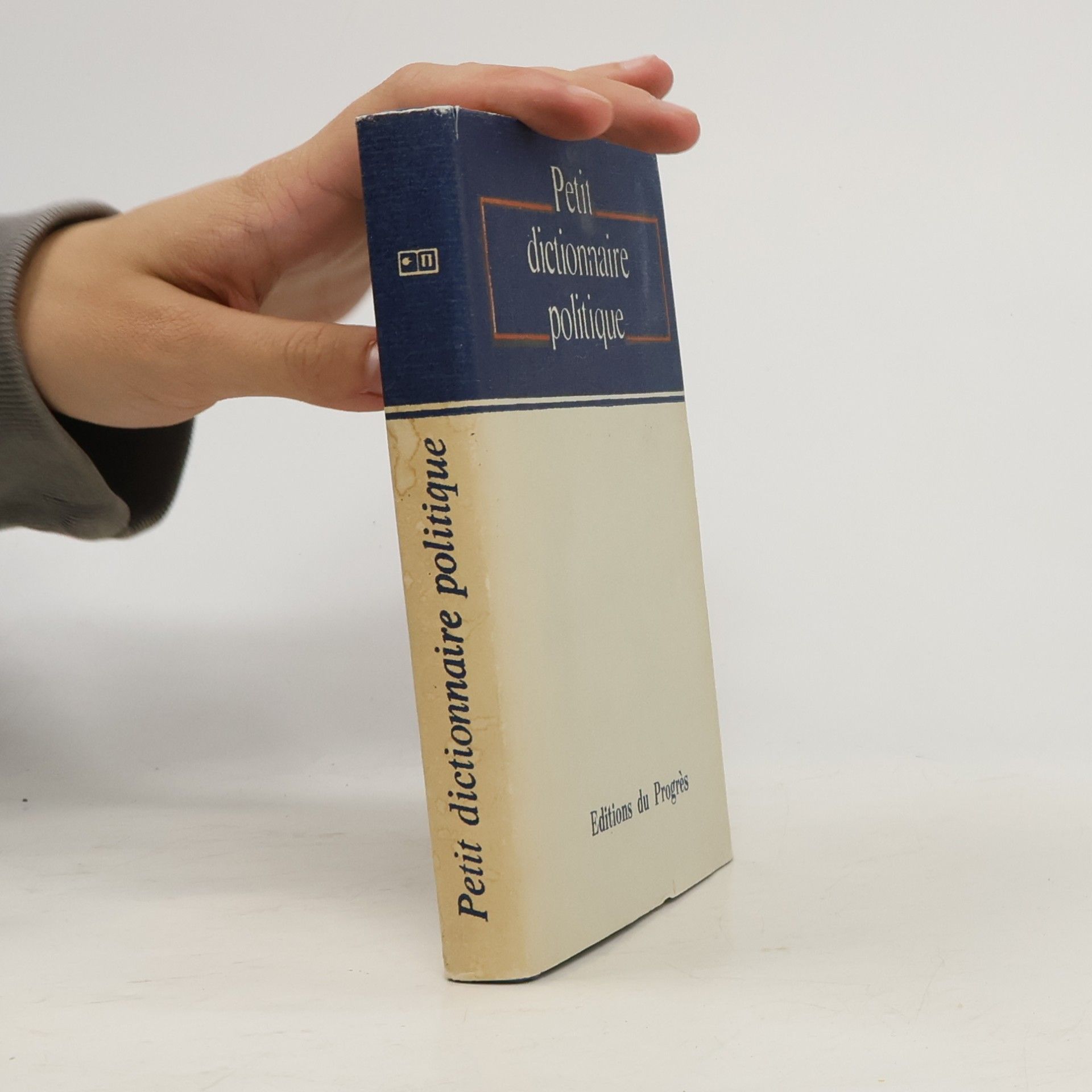Collectif d'auteurs Petit Dictionaire politique