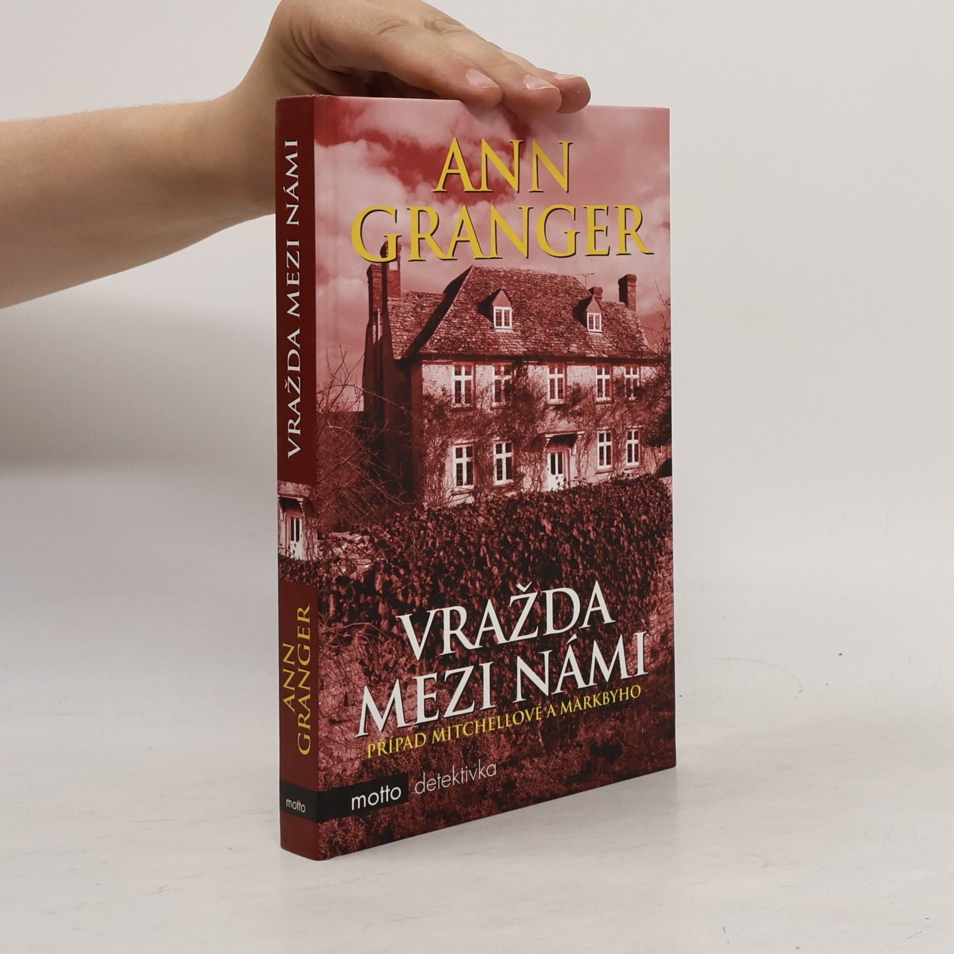 Ann Granger Vražda mezi námi