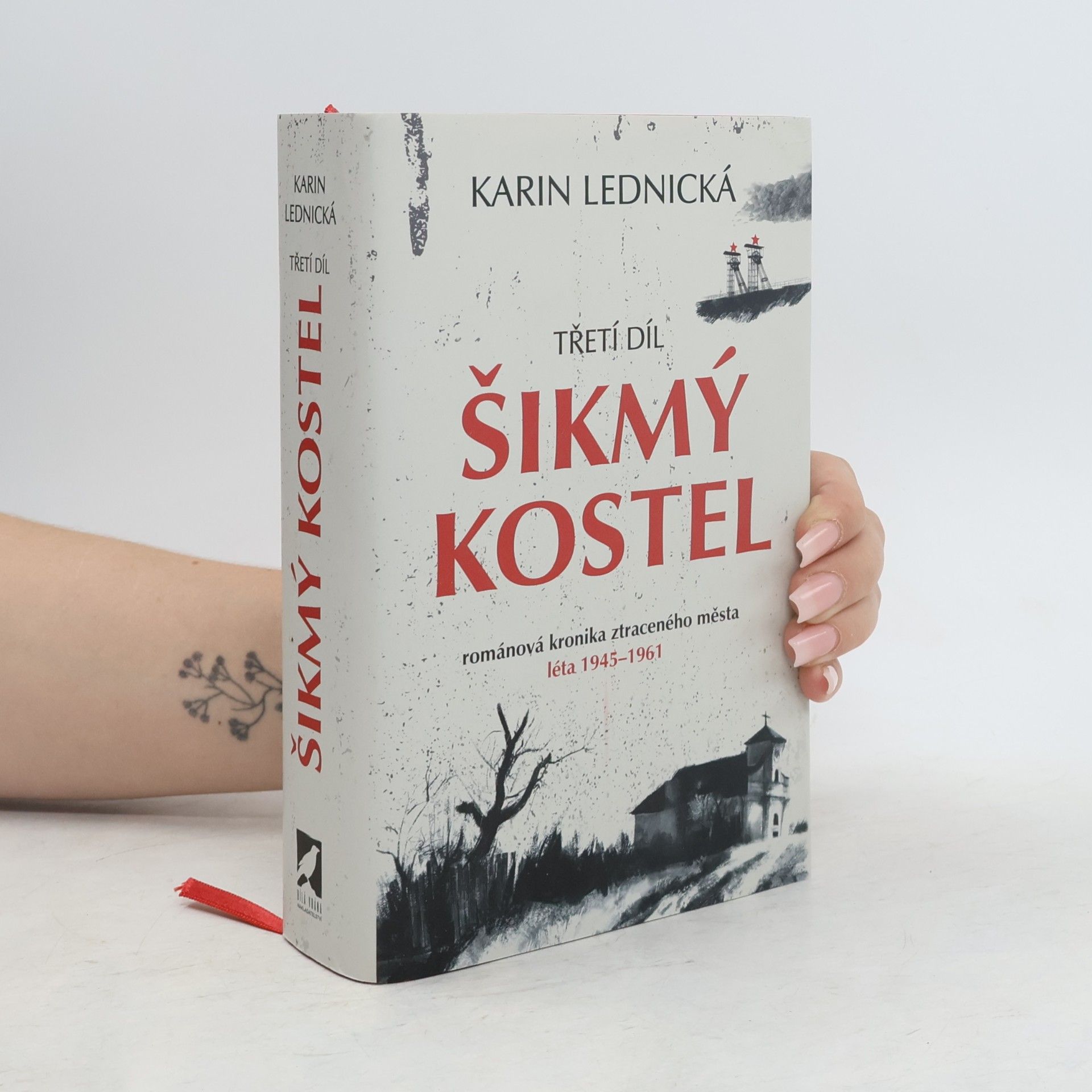 Karin Lednická Šikmý kostel 3