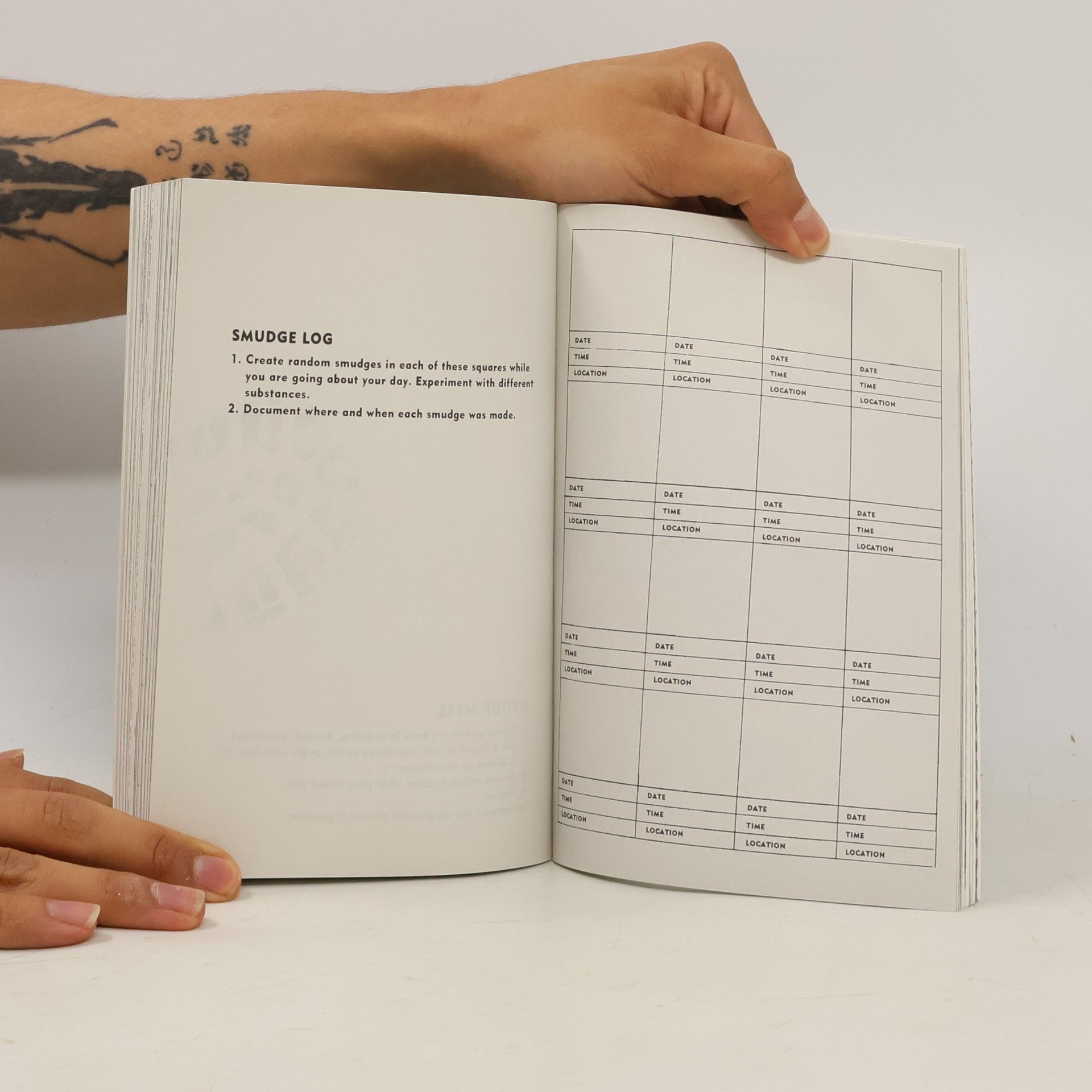Keri Smith Mess - The Manual of Accidents and Mistakes