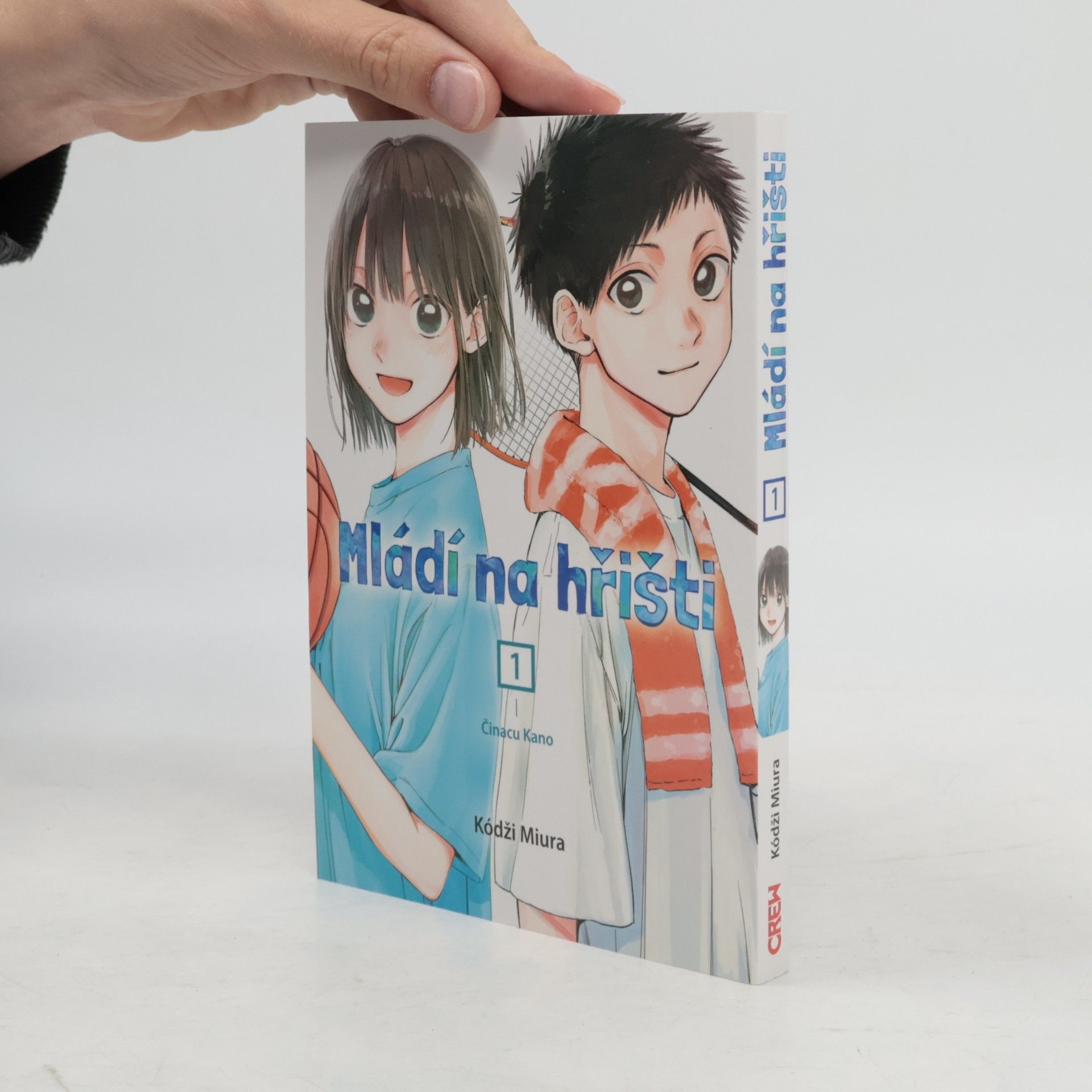 Koji Miura Mládí na hřišti. 1, Činacu Kano