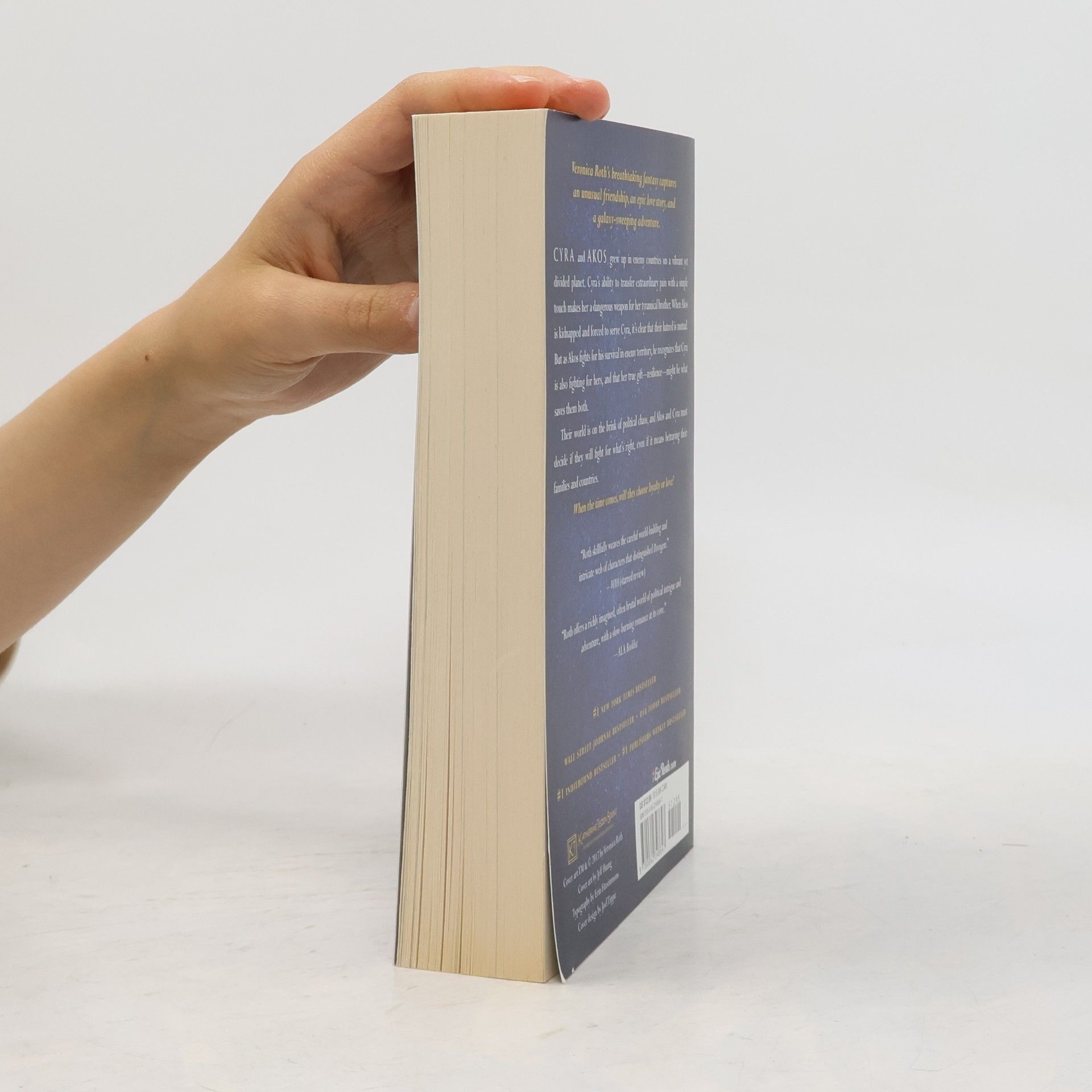 Veronica Roth Carve the Mark