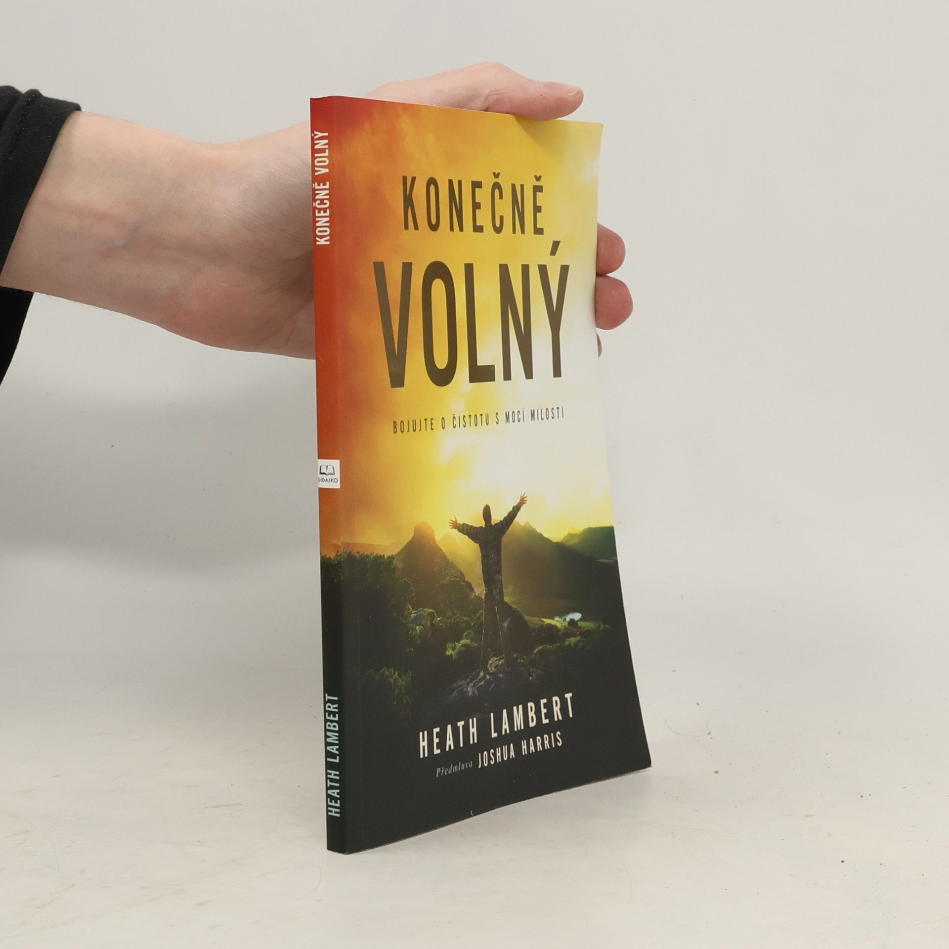 Heath Lambert Konečně volný