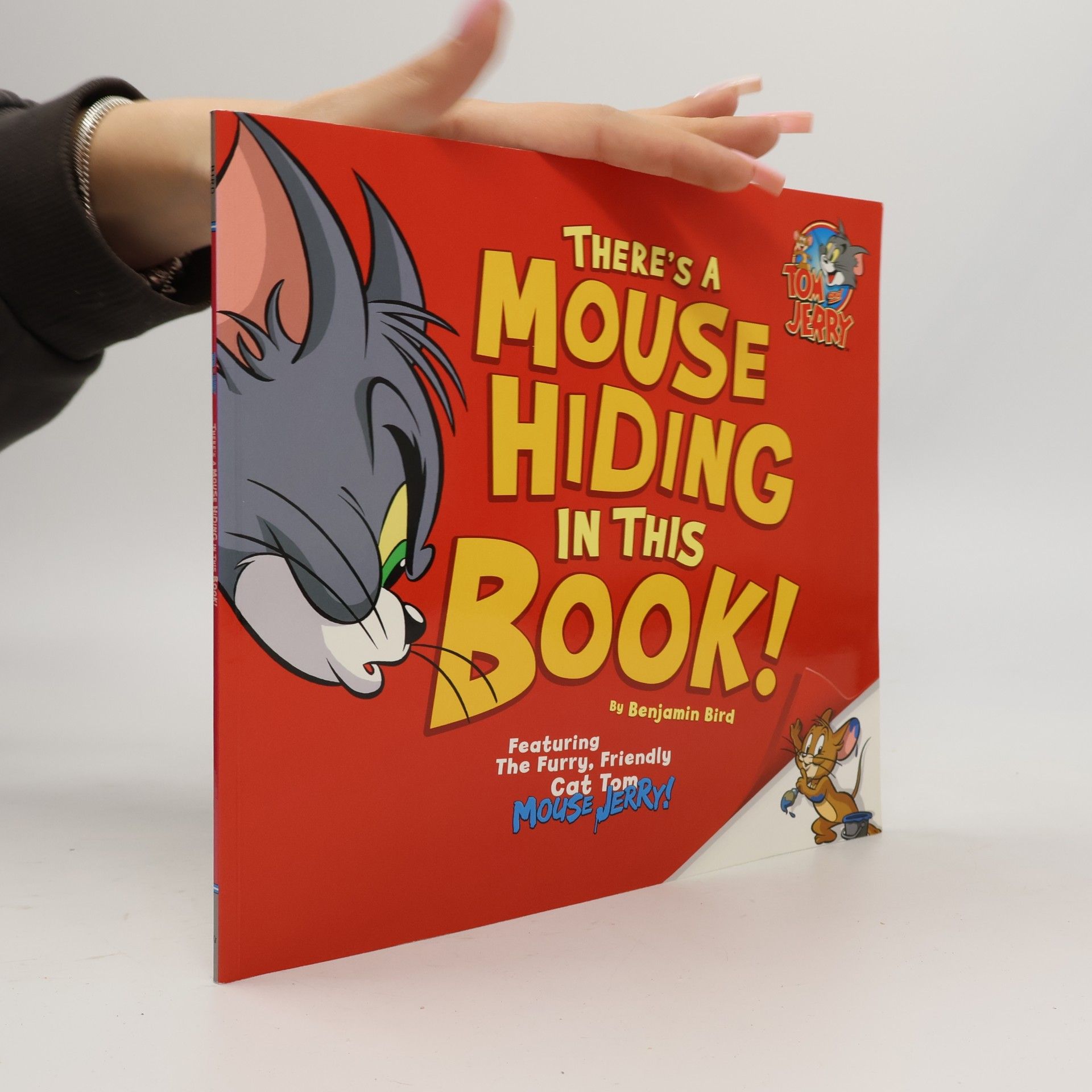 Carmen Pérez Tom & Jerry: There's a Mouse Hiding in This Book!