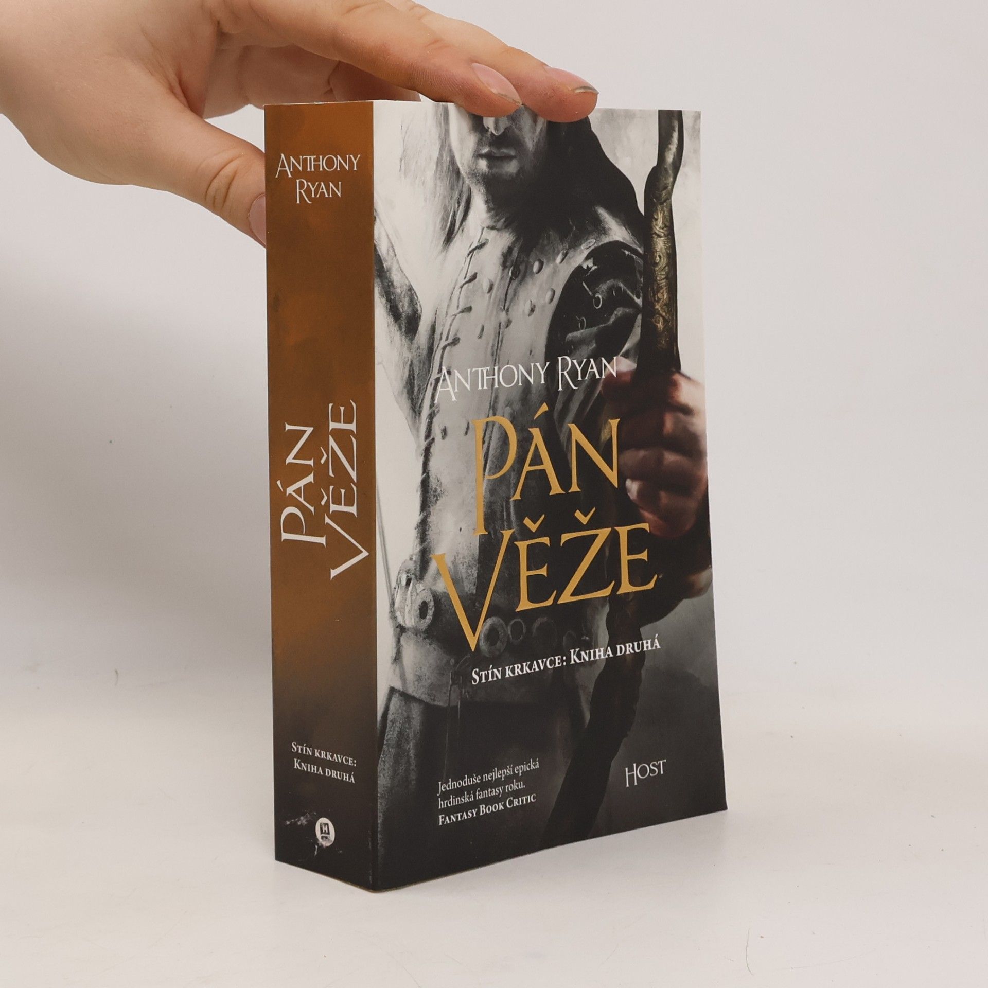 Anthony Ryan Pán věže. Stín krkavce. 2. díl