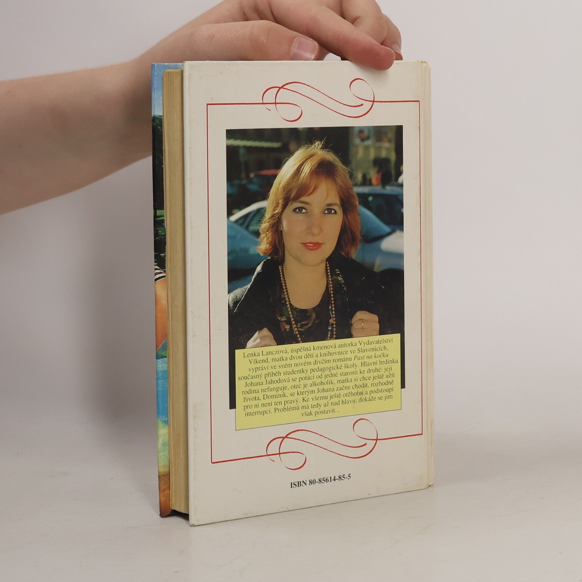 Lenka Lanczová Past na kočku