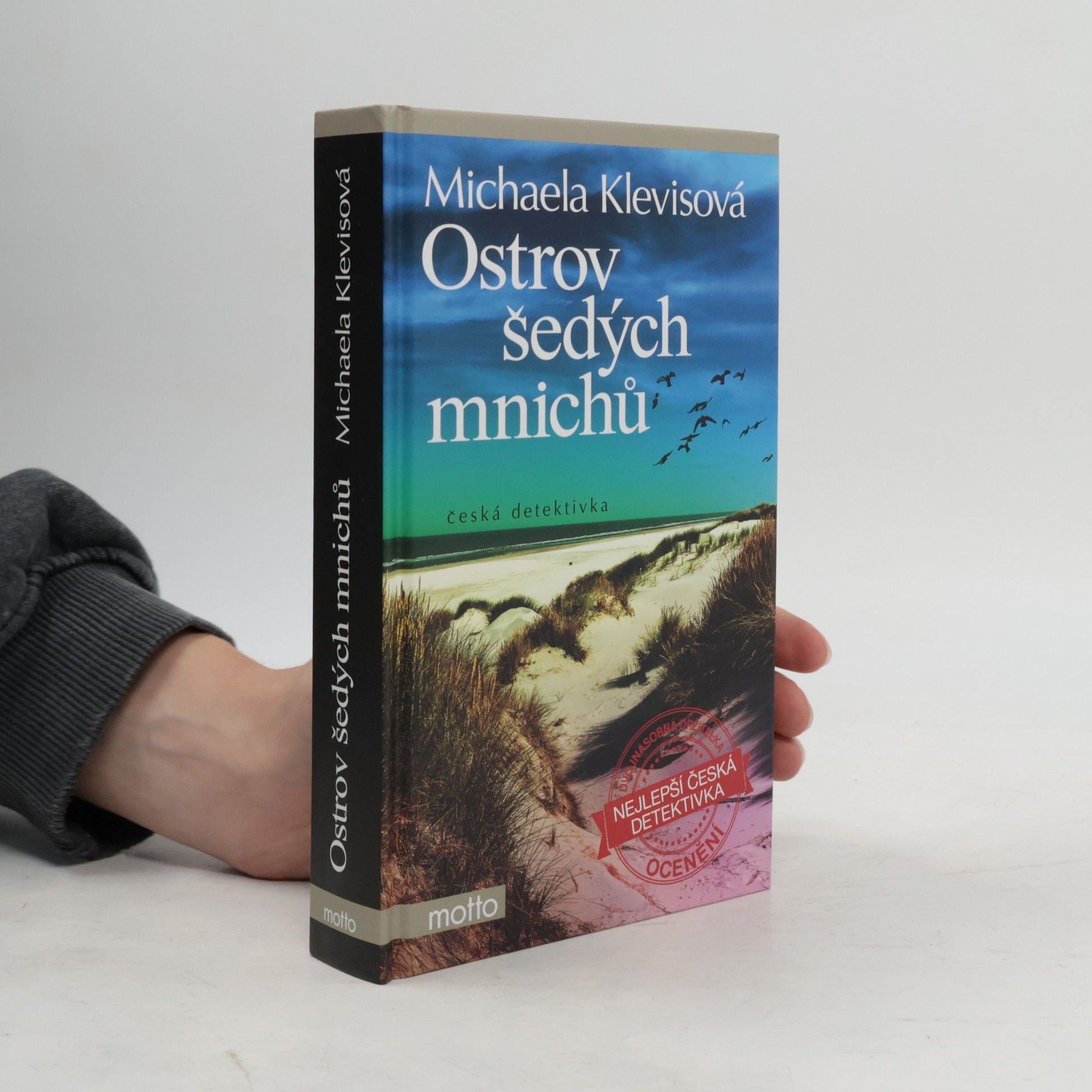 Michaela Klevisová Ostrov šedých mnichů
