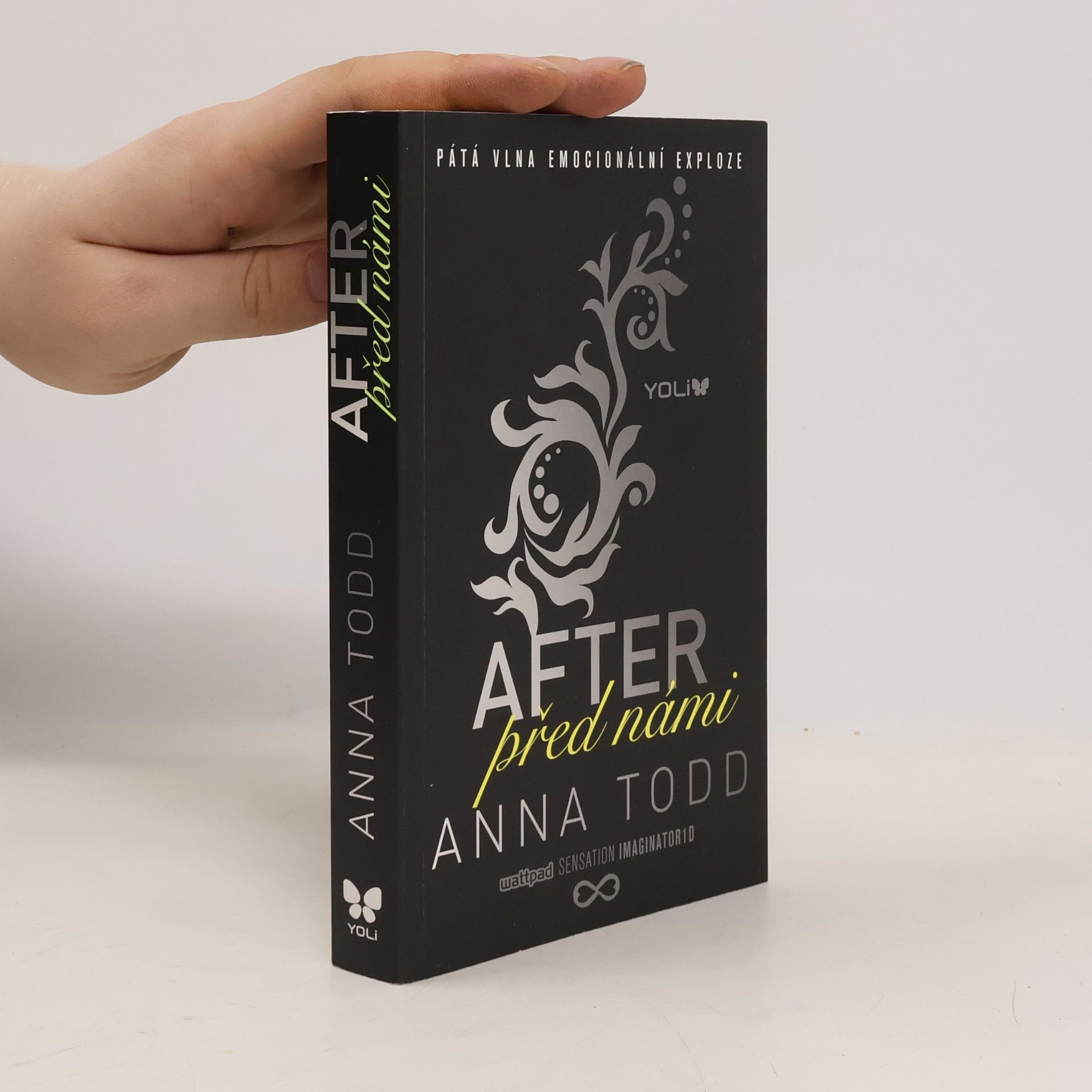 Anna Todd After 5. Před námi
