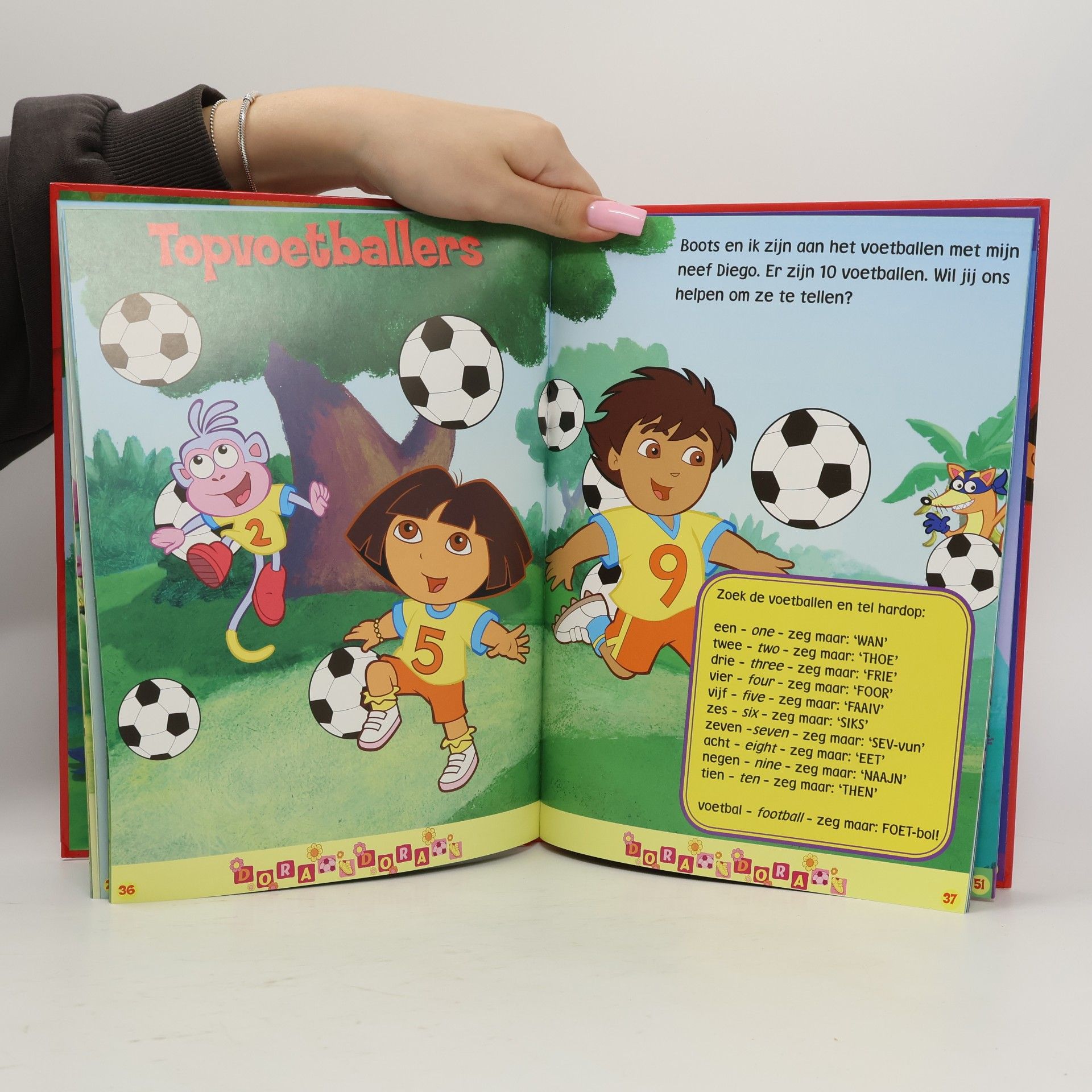 Dora the Explorer: Dora het grote Dora activiteitenboek